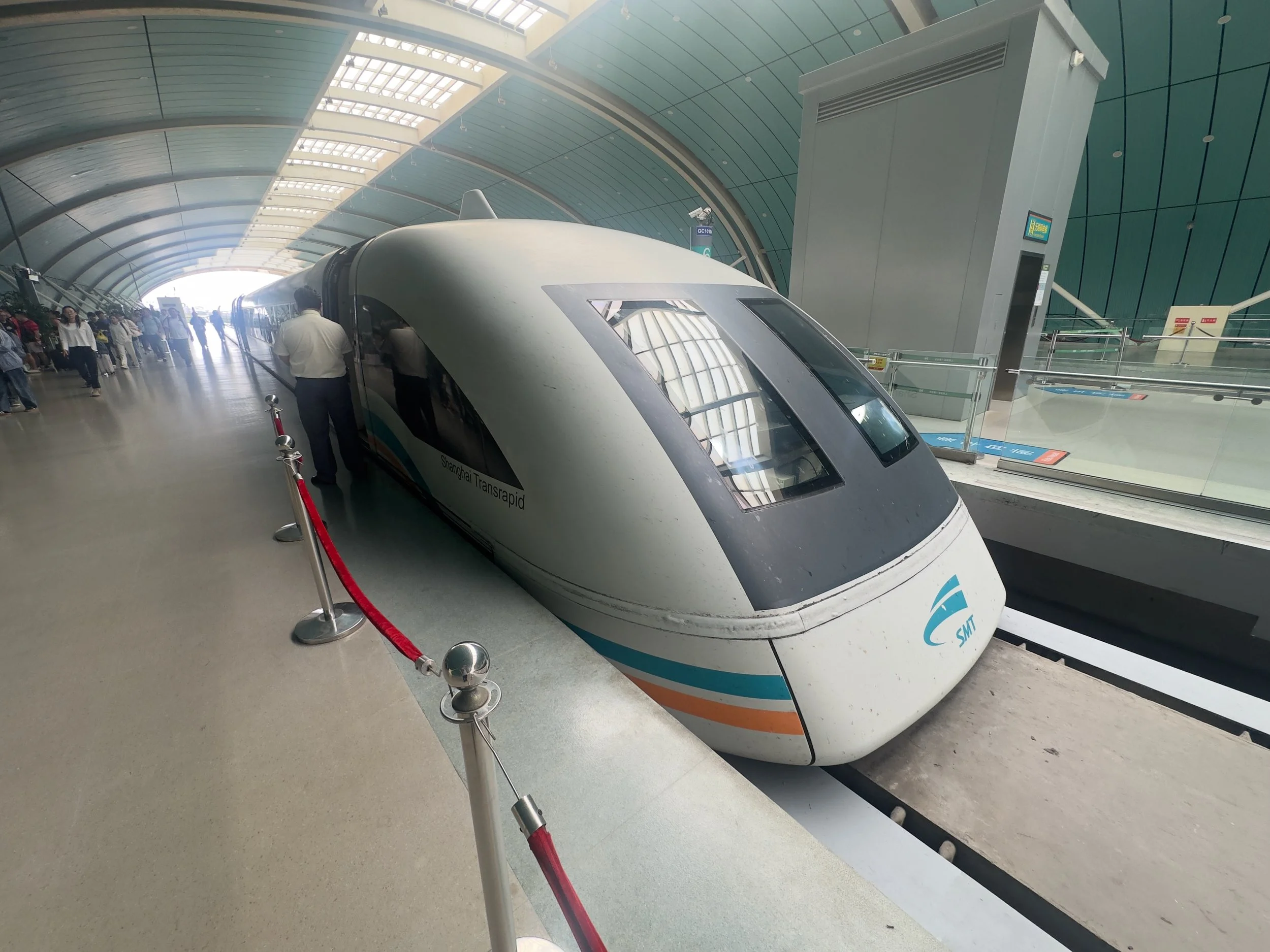 Shanghai ( Pudong to Longyang ) Maglev
