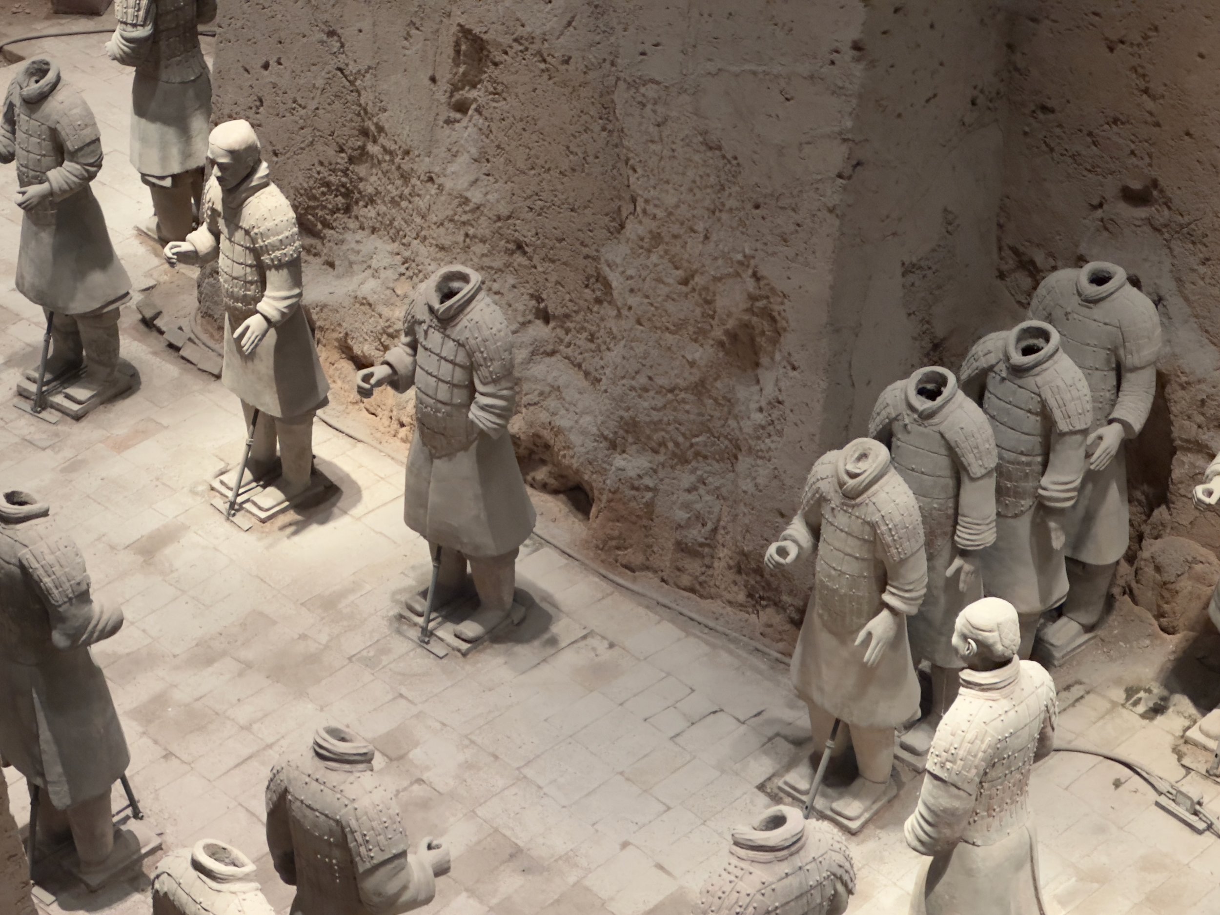 More headless Warriors