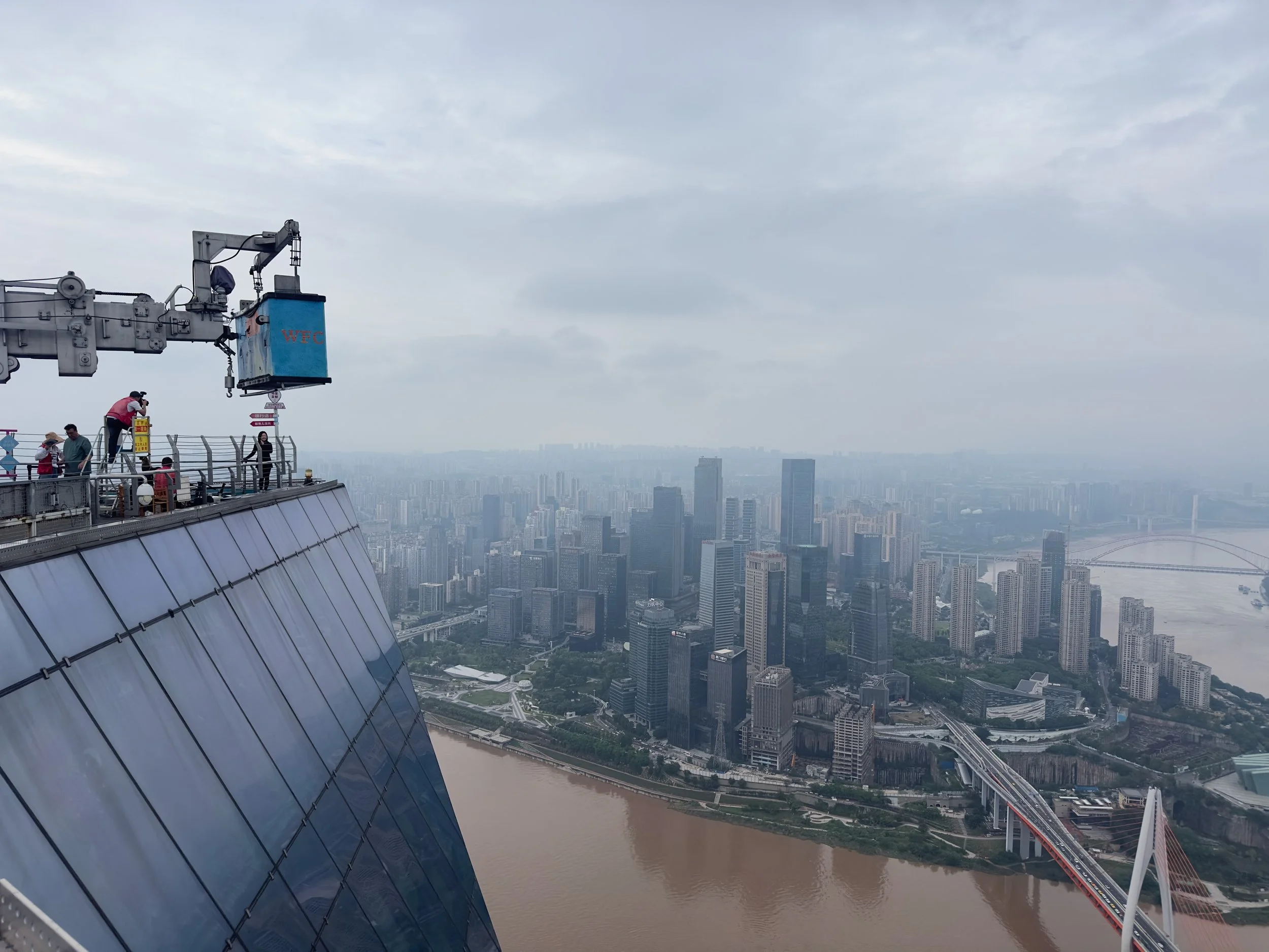 Building cranes and North Bank of the Jialing