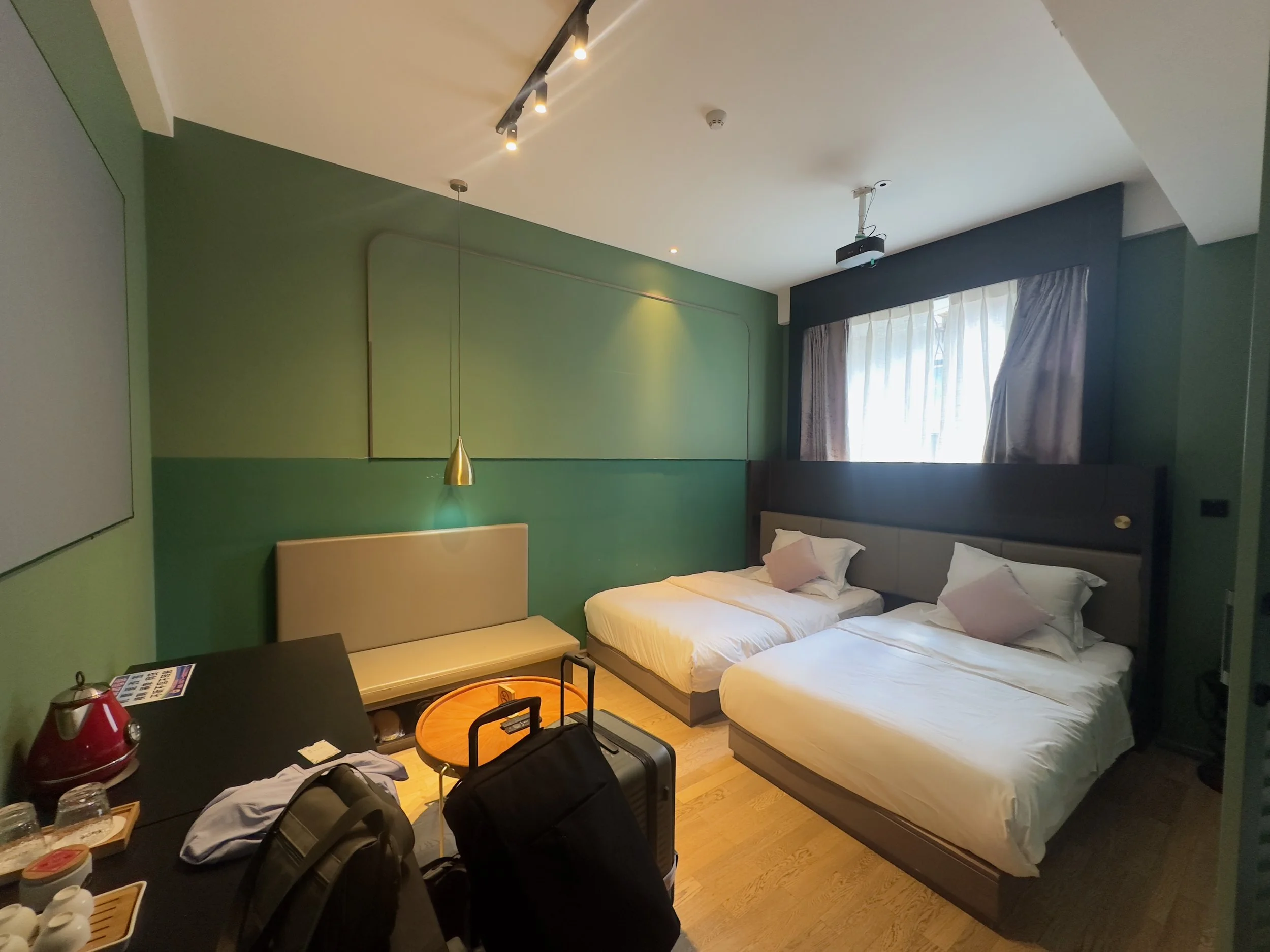 Room 413, Xisheyin City Hotel
