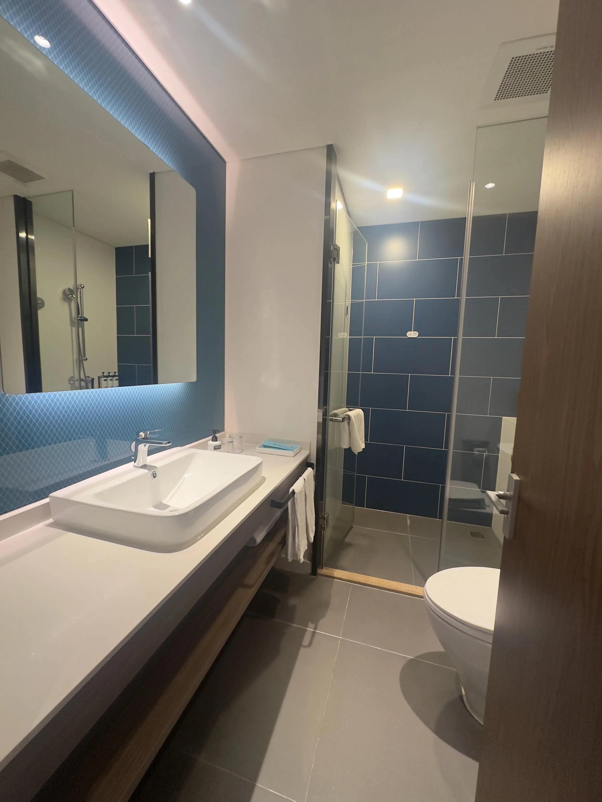 Room 416, Holiday Inn Express Guilin City Center Hotel