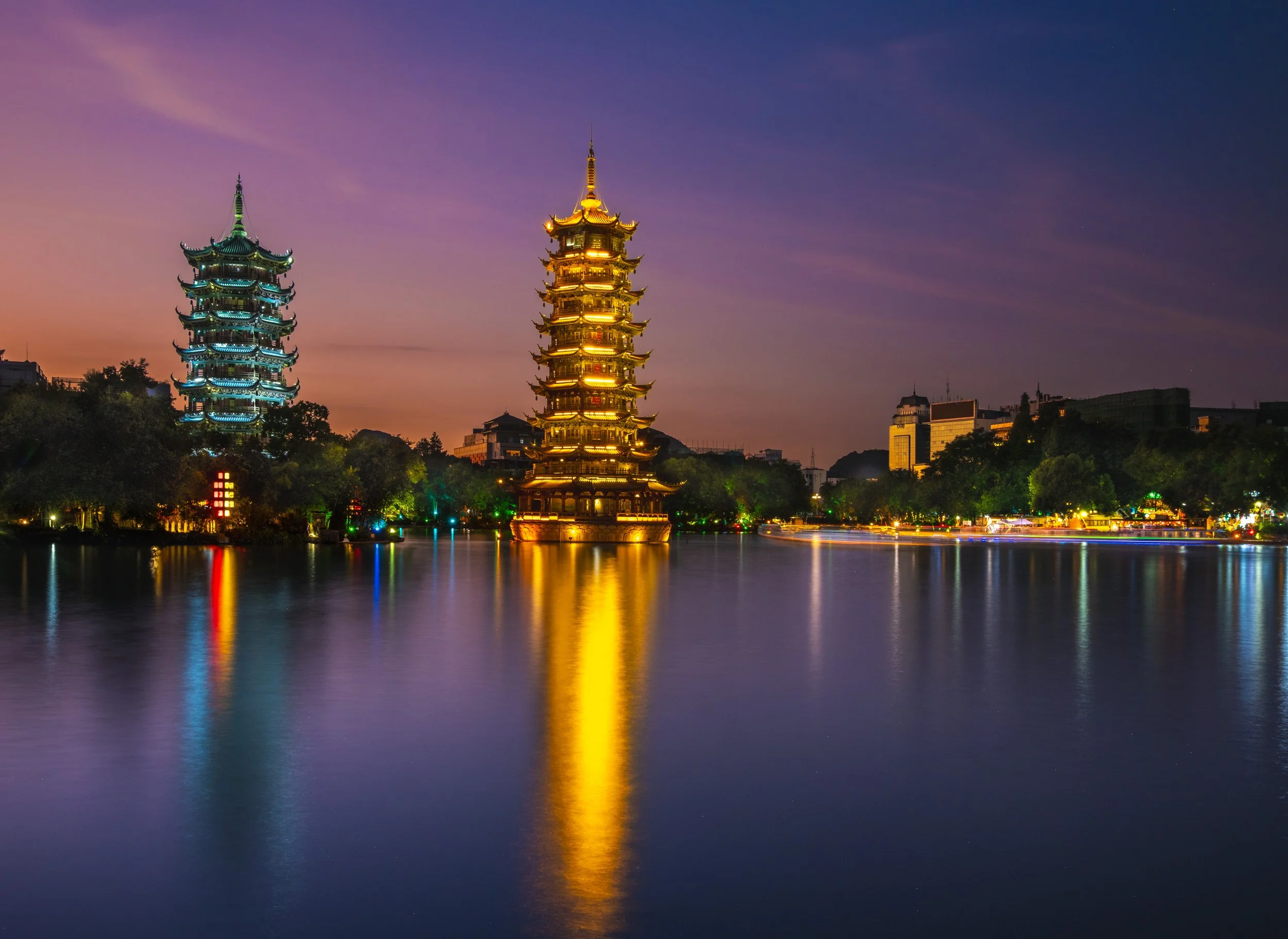 Sun and Moon Pagodas,  Shandu Lake ( real camera version )