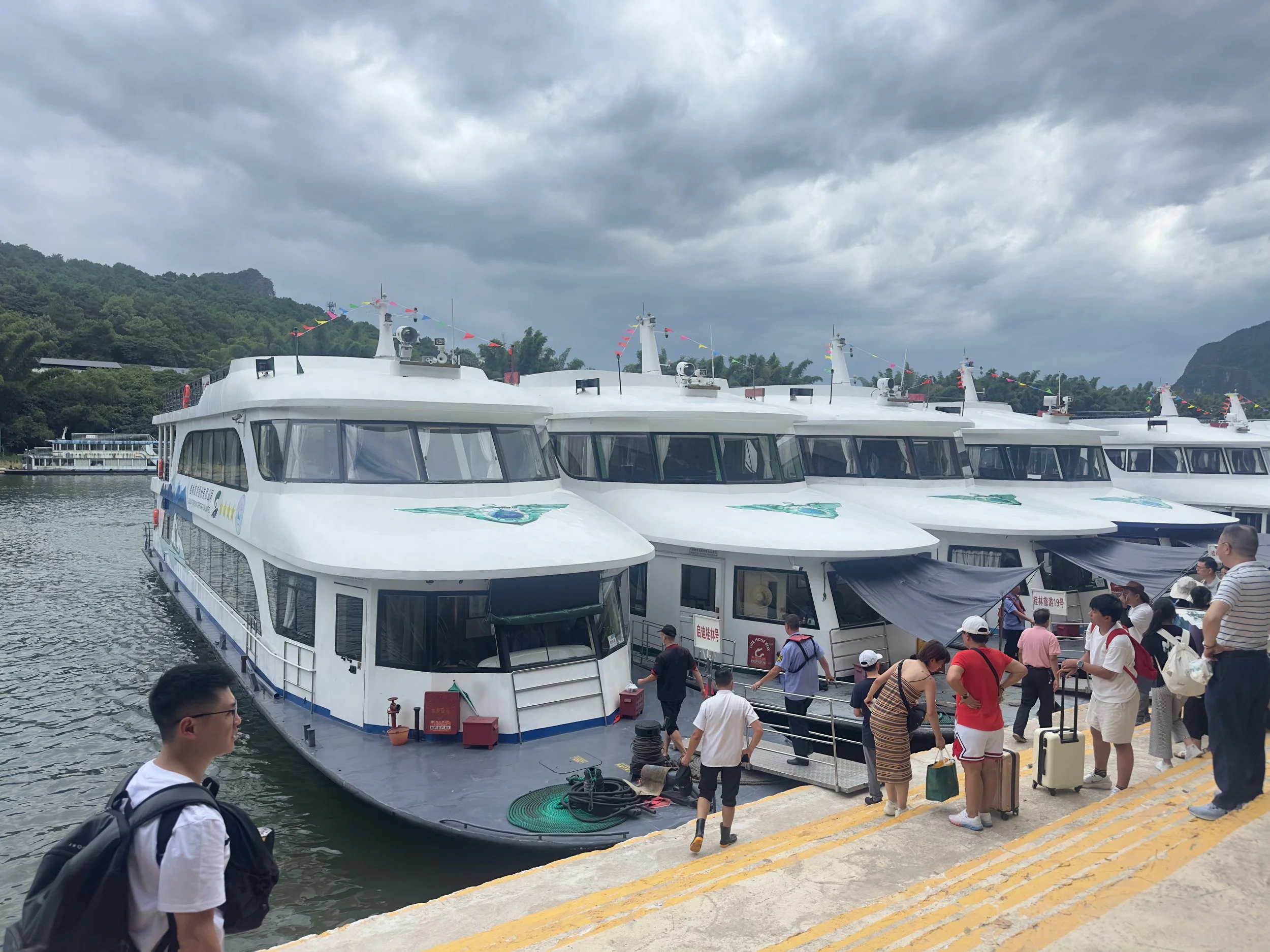 Tying up at Yangshuo