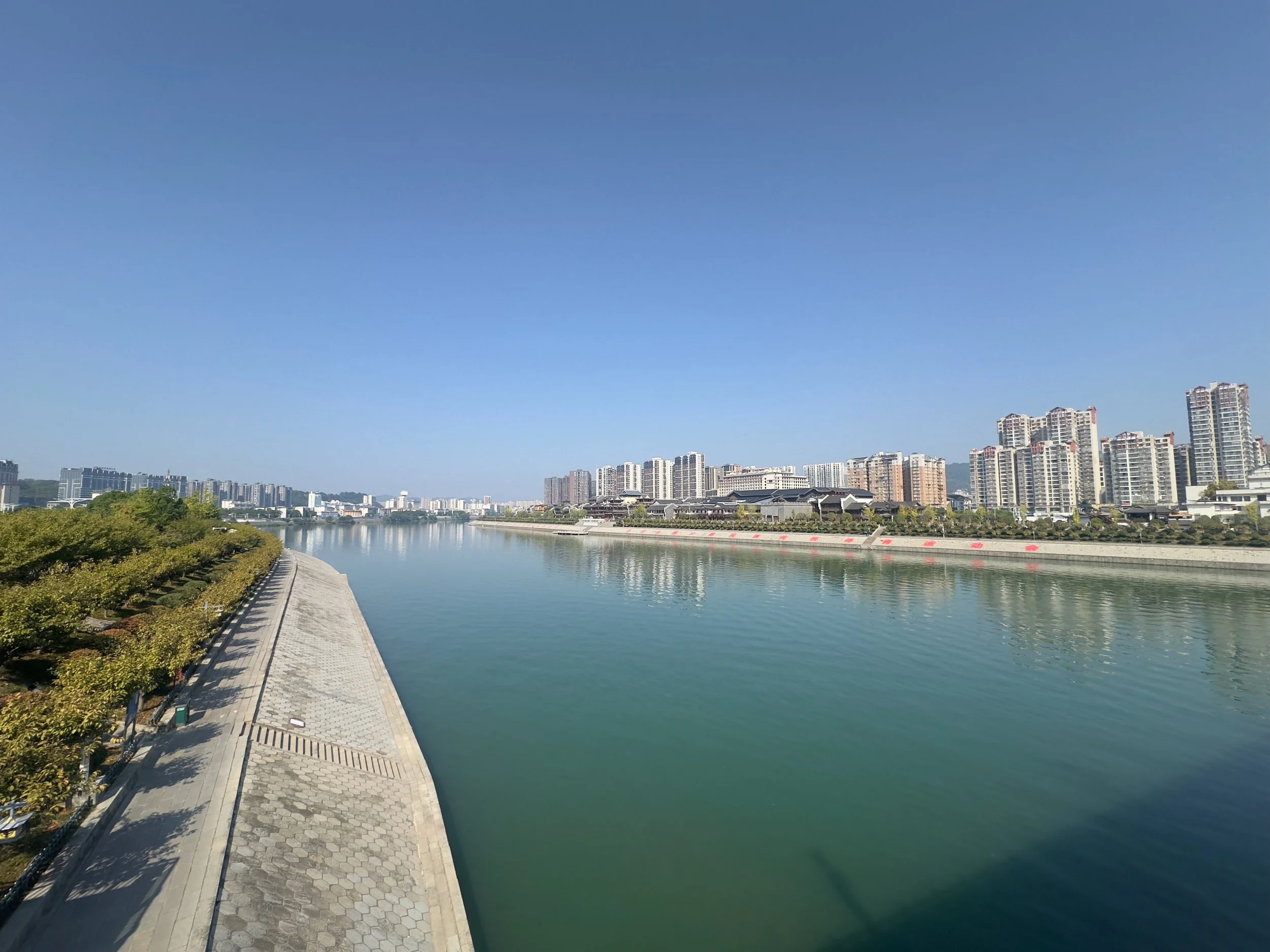 Lishui River, looking east, town proper on the right