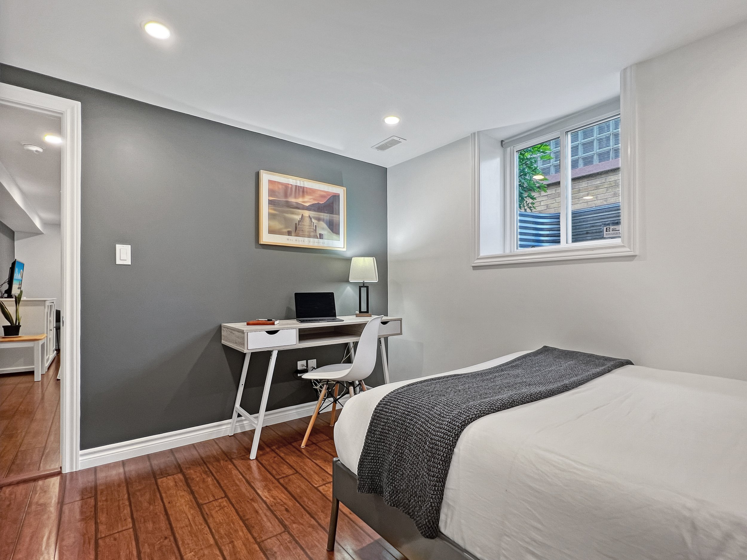 250 Krug Airbnb Bedroom 2 - 2.jpg