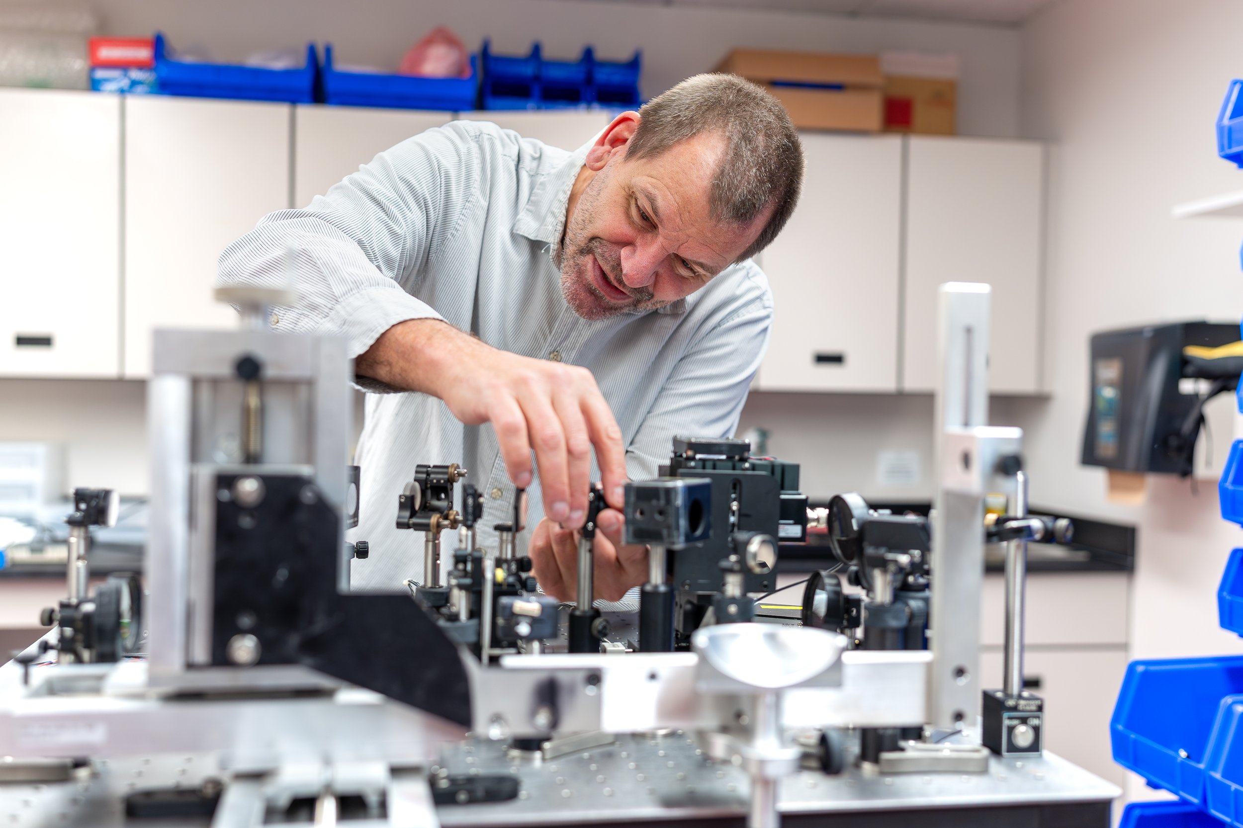 SCI-305-25 - Austin Roorda Lab Photos-07.jpg