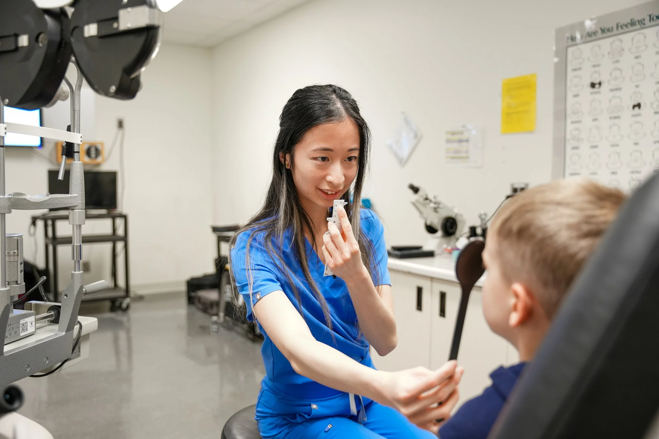 SCI-136-24 School of Optometry Stock Photography-012.jpg