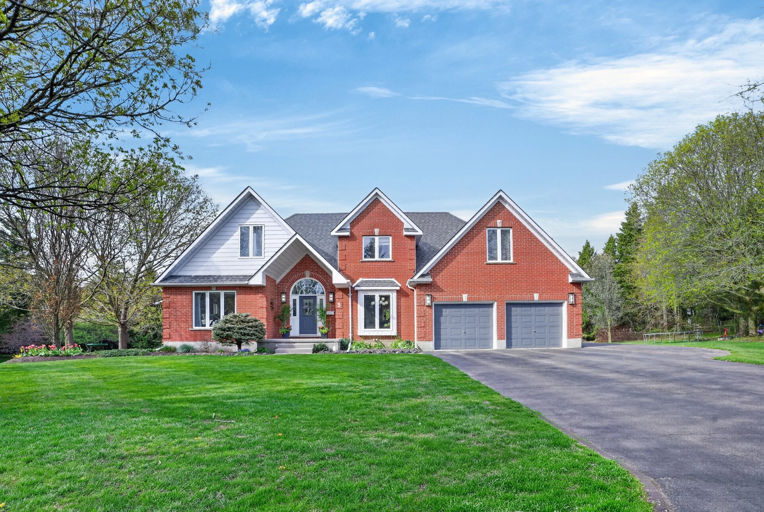 5 Shadybrook Crt Petersburg 01.jpg