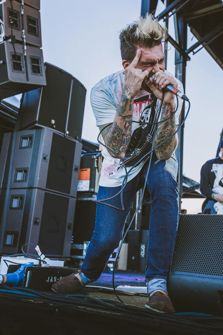 NEW FOUND GLORY