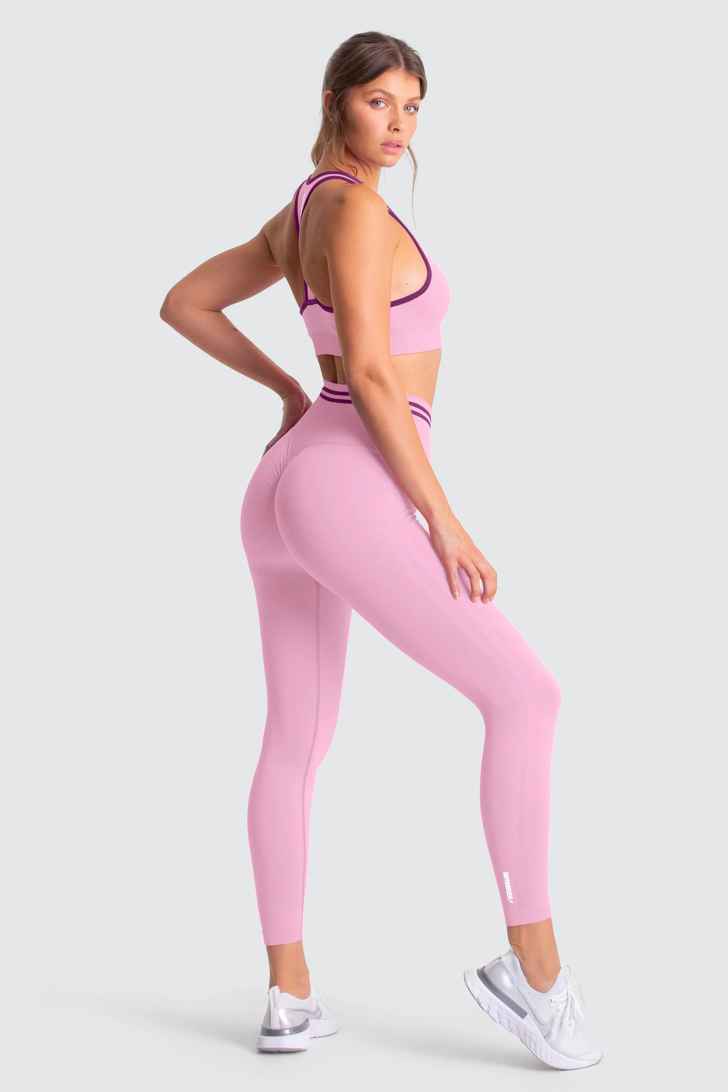 dye-scrunch-seamless-leggings-pastel-pink-15784438464596_2048x@2x.jpg