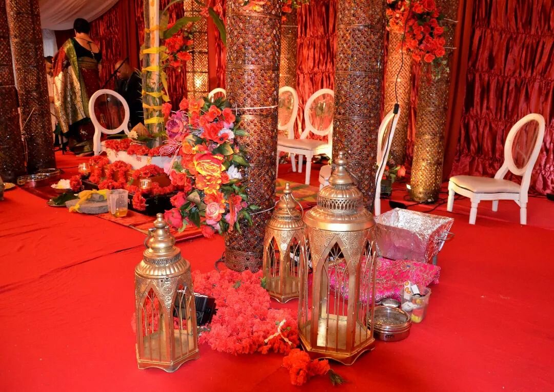 Mandap @Prasadchristina &amp; Devansh Sharma
.
@TMEvents_ was tasked with creating a culturally inspired mandap. They understood that the customer wanted a royal and grandeur to feel in the atmosphere. @TMEvents_ combined the color combinations of ea