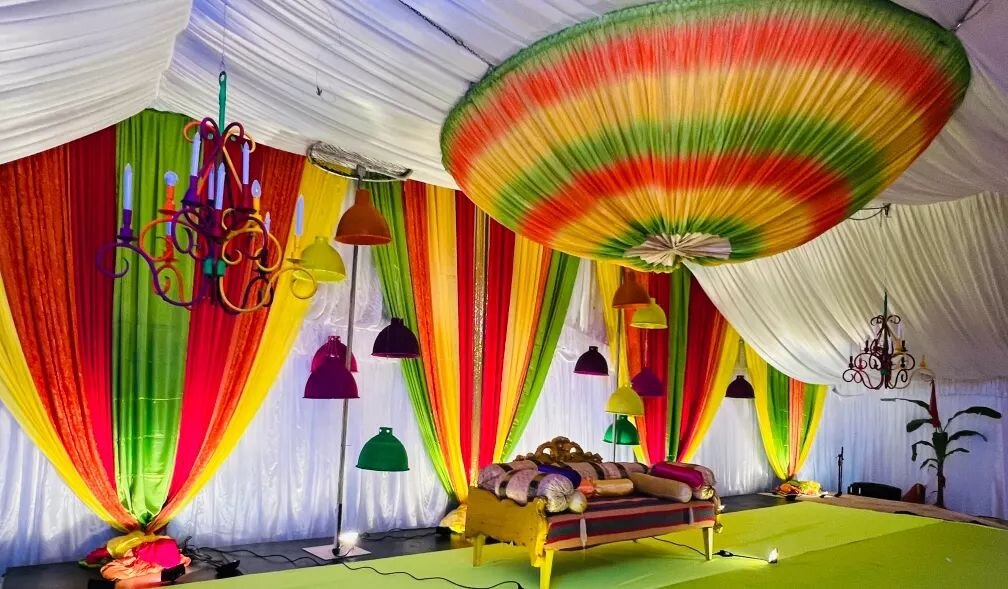 Talwan of @Prasadchristina &amp; Devansh Sharma

The use of color combinations can greatly enhance the atmosphere and decor of any event, and create a specific mood. @TMEvents_ demonstrated their skill in combining primary colors to create a tidy and