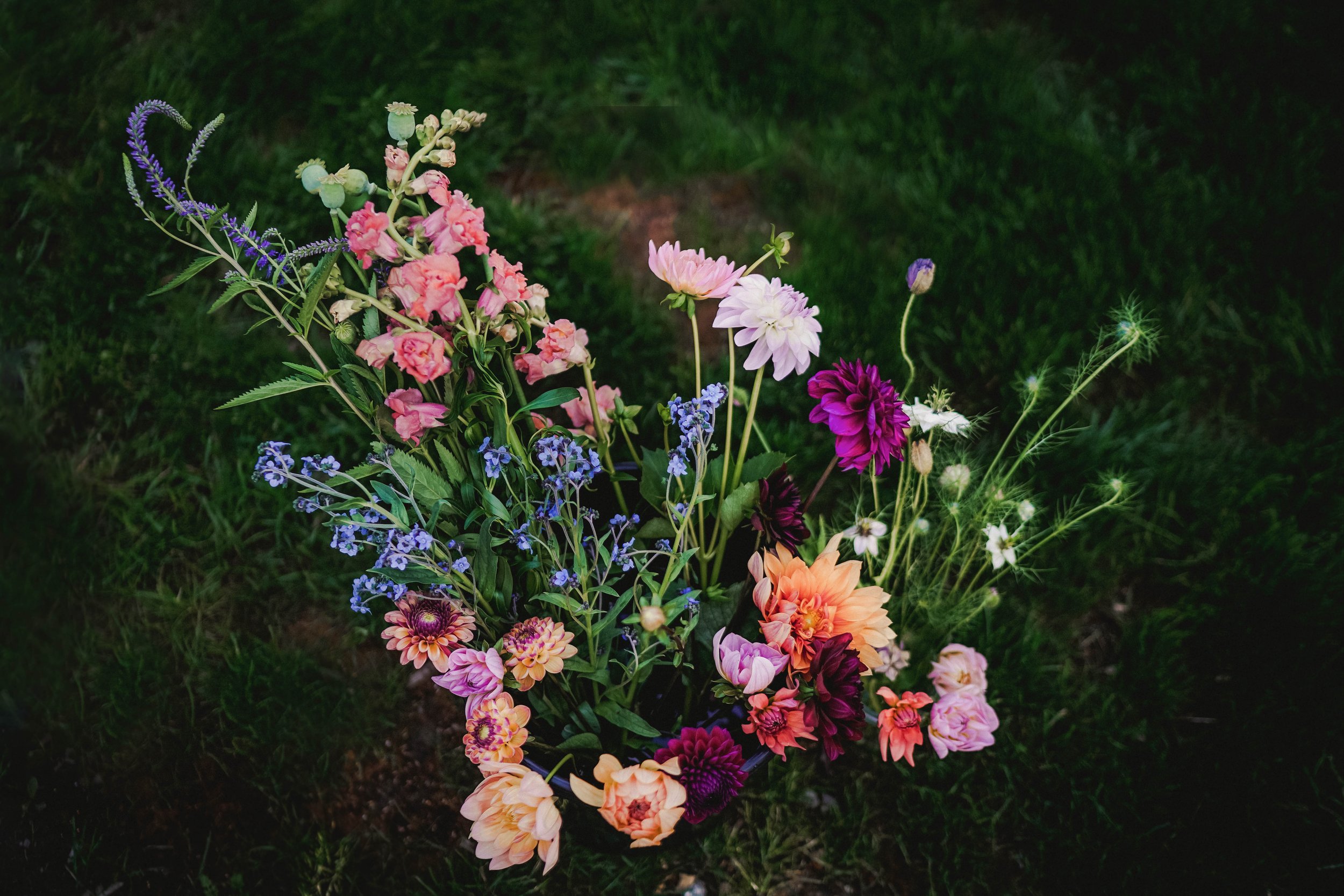 Planning Your DIY Wedding Florals