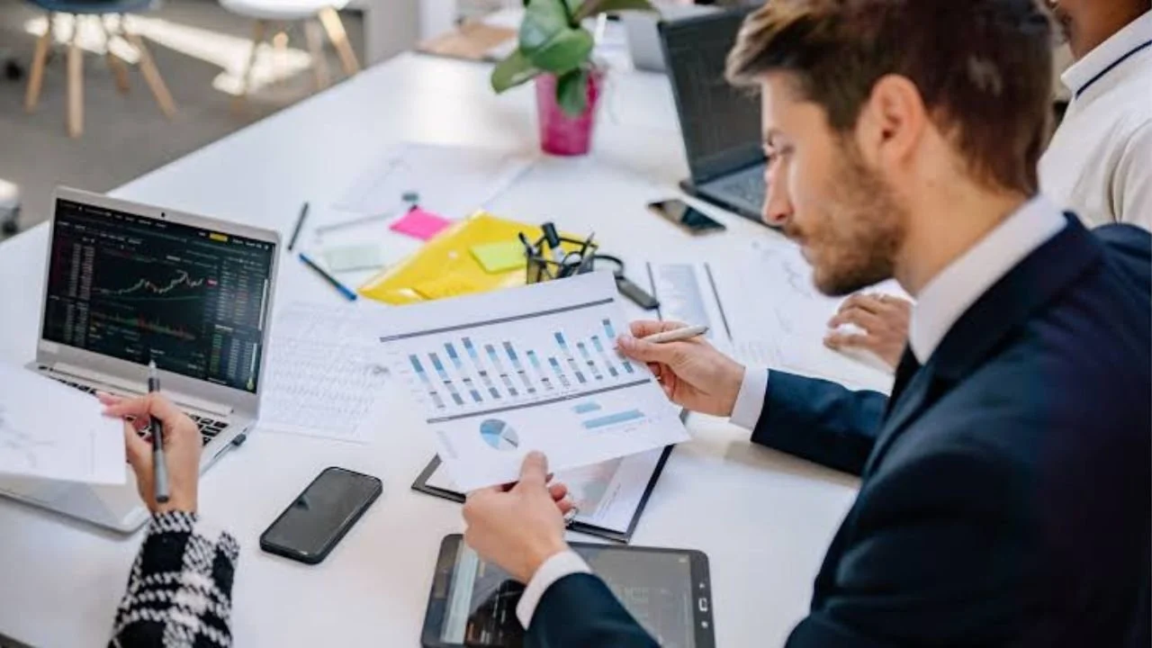How to Get a Business Internship in High School?