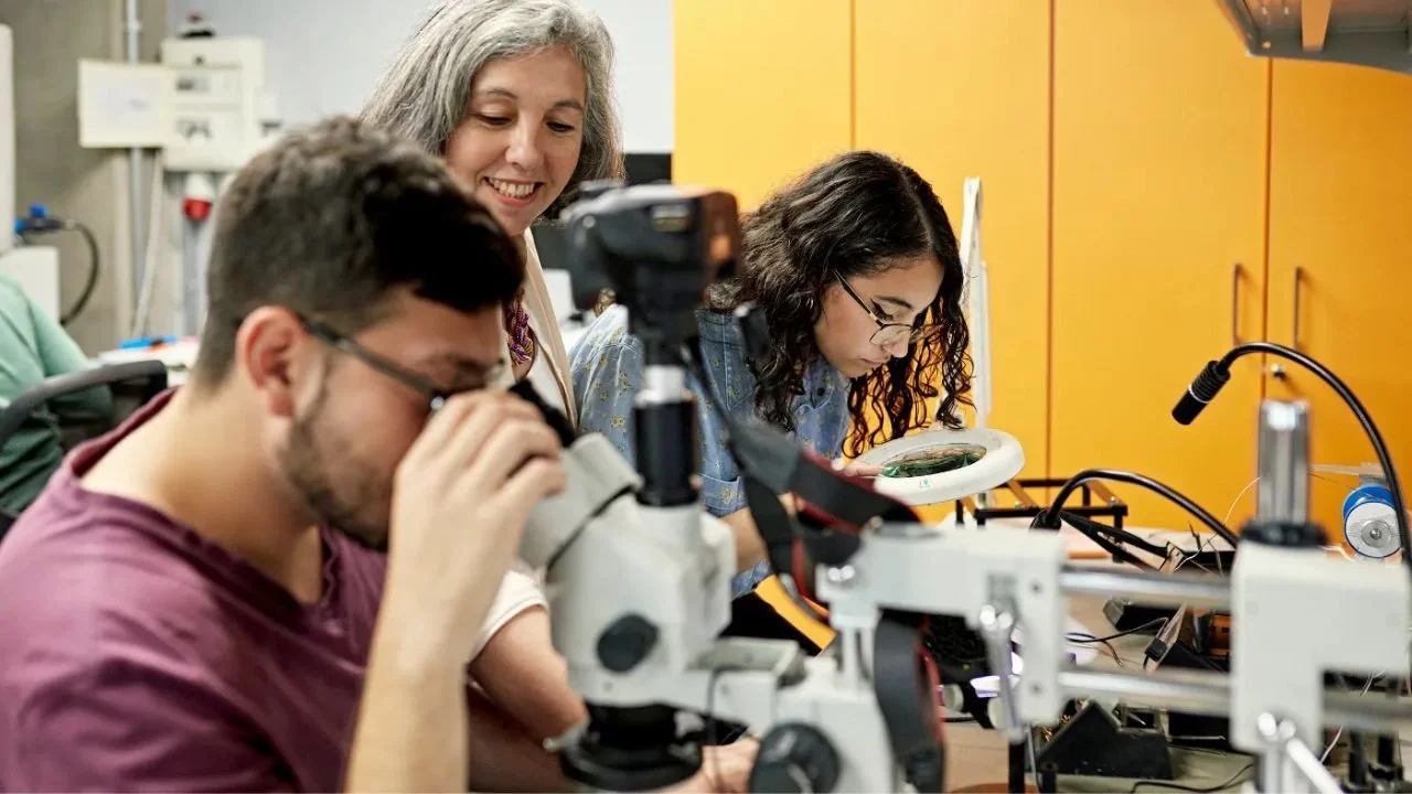 How to Get a Research Internship in High School?