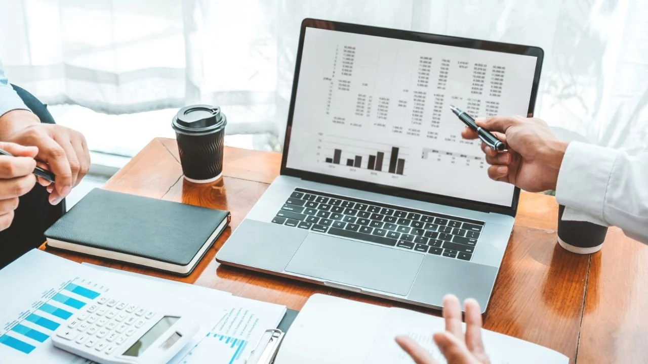 How to Get a Finance Internship as a High School Student?