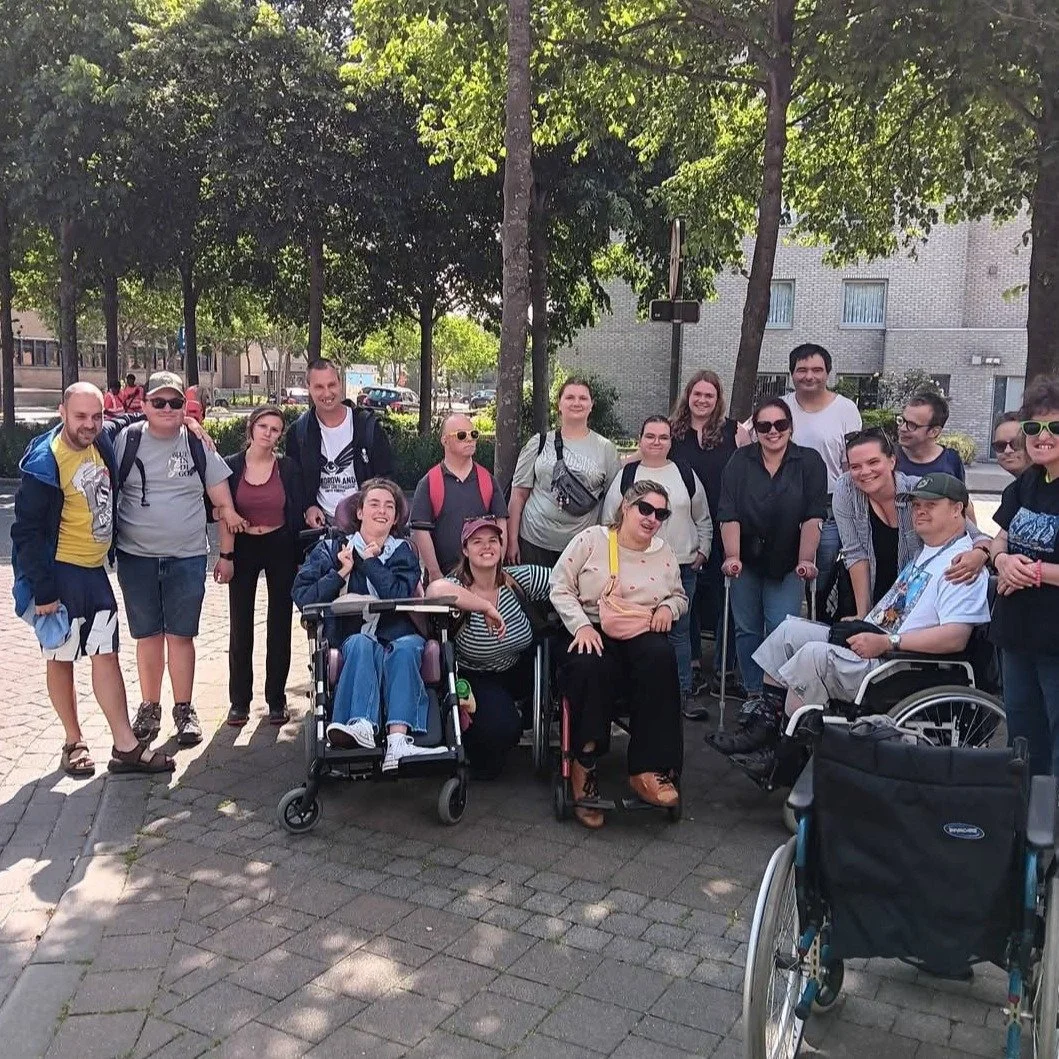 𝐄𝐞𝐧 𝐝𝐚𝐠𝐣𝐞 𝐮𝐢𝐭 𝐧𝐚𝐚𝐫 𝐳𝐞𝐞! ☀️🌊

Onze cli&euml;nten van het decoratieatelier genoten van een uitstap naar Blankenberge. Met het mooie weer, de zeelucht en het gezellige gezelschap waren alle ingredi&euml;nten aanwezig voor een geslaagd