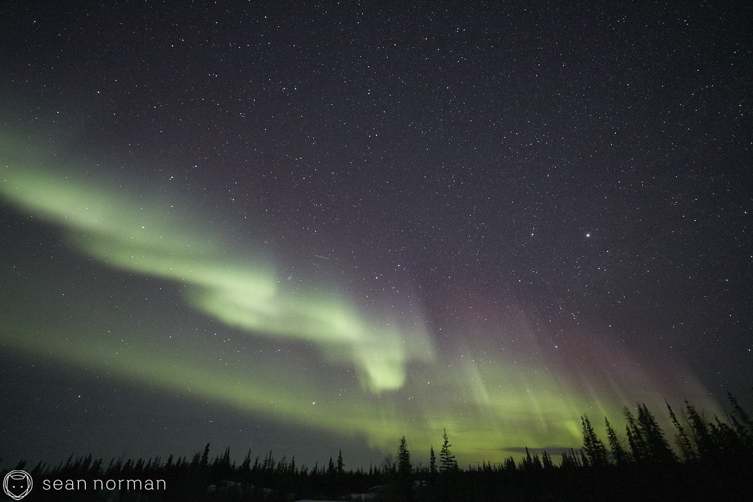 Yellowknife Aurora Tour - Northern Lights Canada - 04.jpg