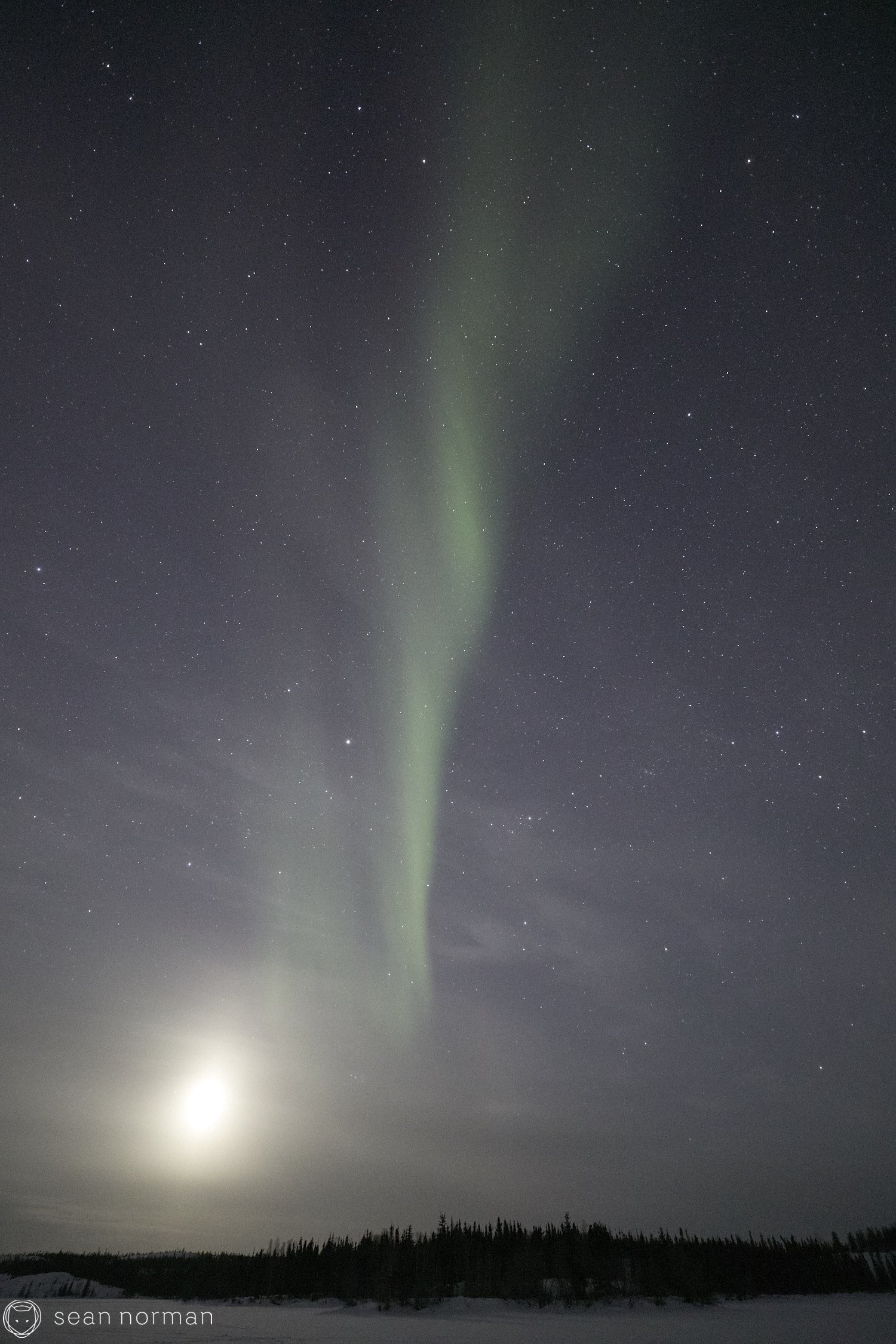 Yellowknife Aurora Tour Guide - Northern Light Photography - Aurora Chaser - 13.jpg
