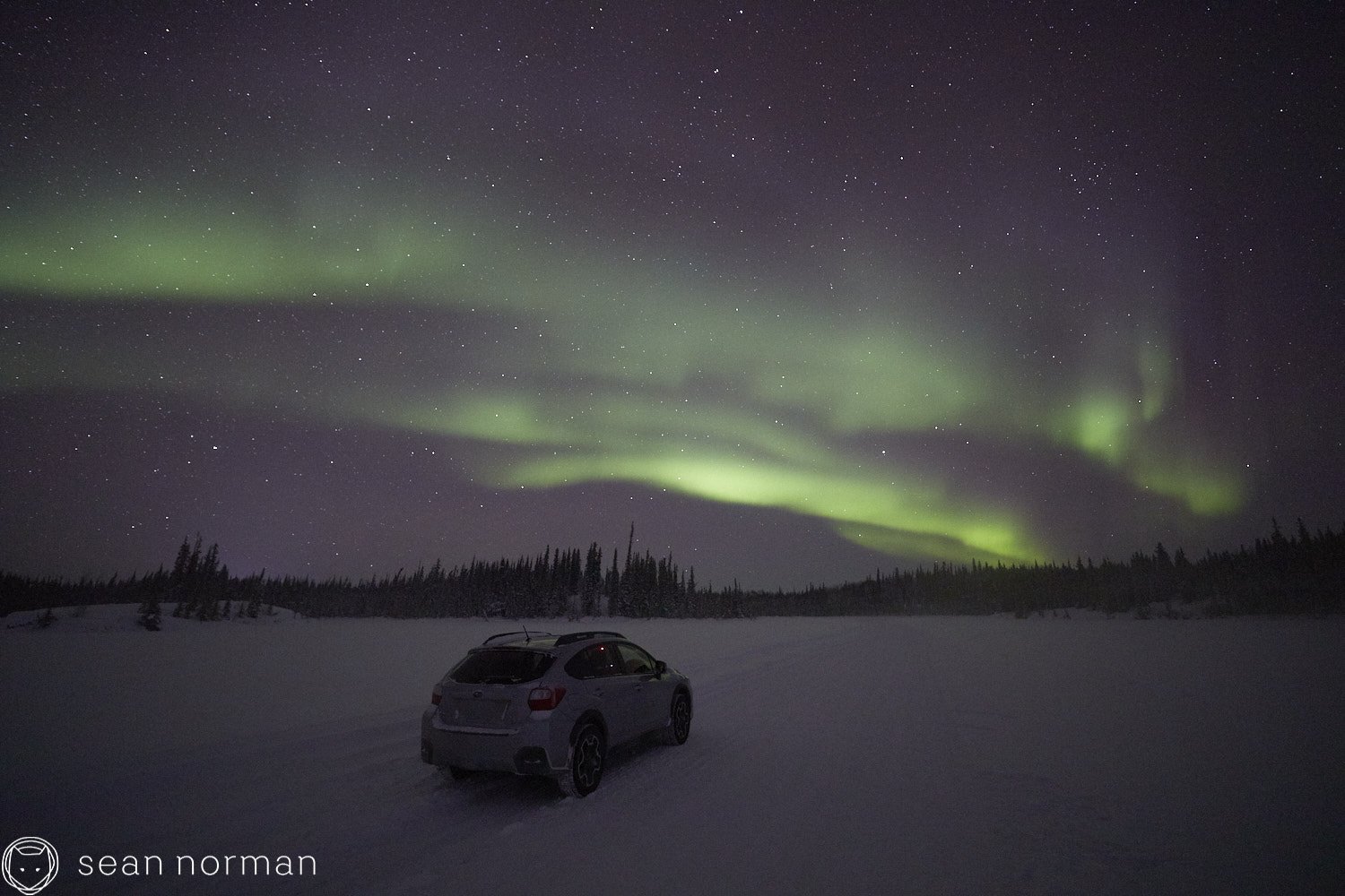 Yellowknife Aurora Guide - Northern Lights Chasing Tour Canada - 1.jpg