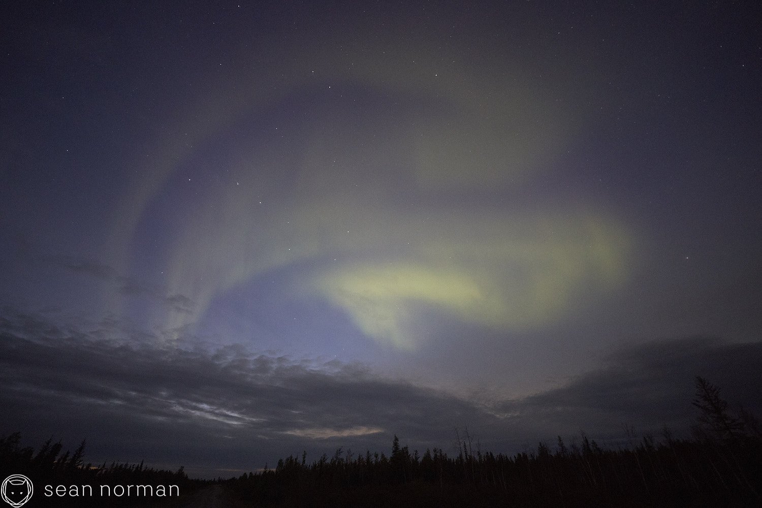 Yellowknife Aurora Guide - Northern Lights Tour - 01.jpg