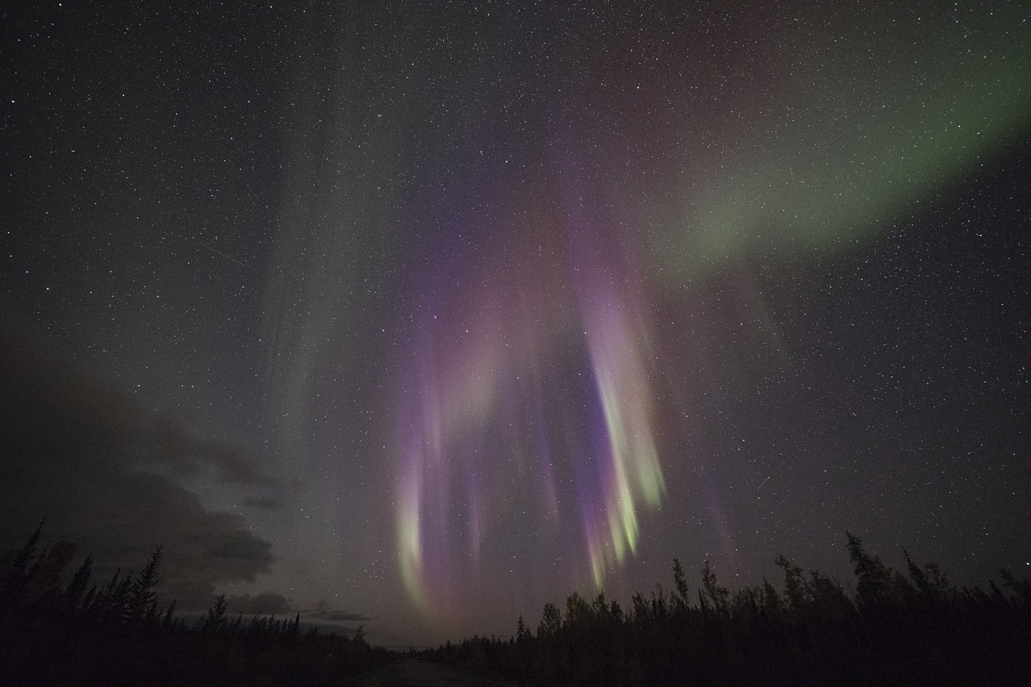 Best Northern Lights Photos of 2017 - 2018 Season - Yellowknife Canada - 10.jpg