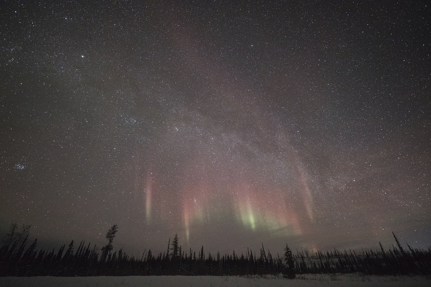Best Northern Lights Photos of 2017 - 2018 Season - Yellowknife Canada - 17.jpg