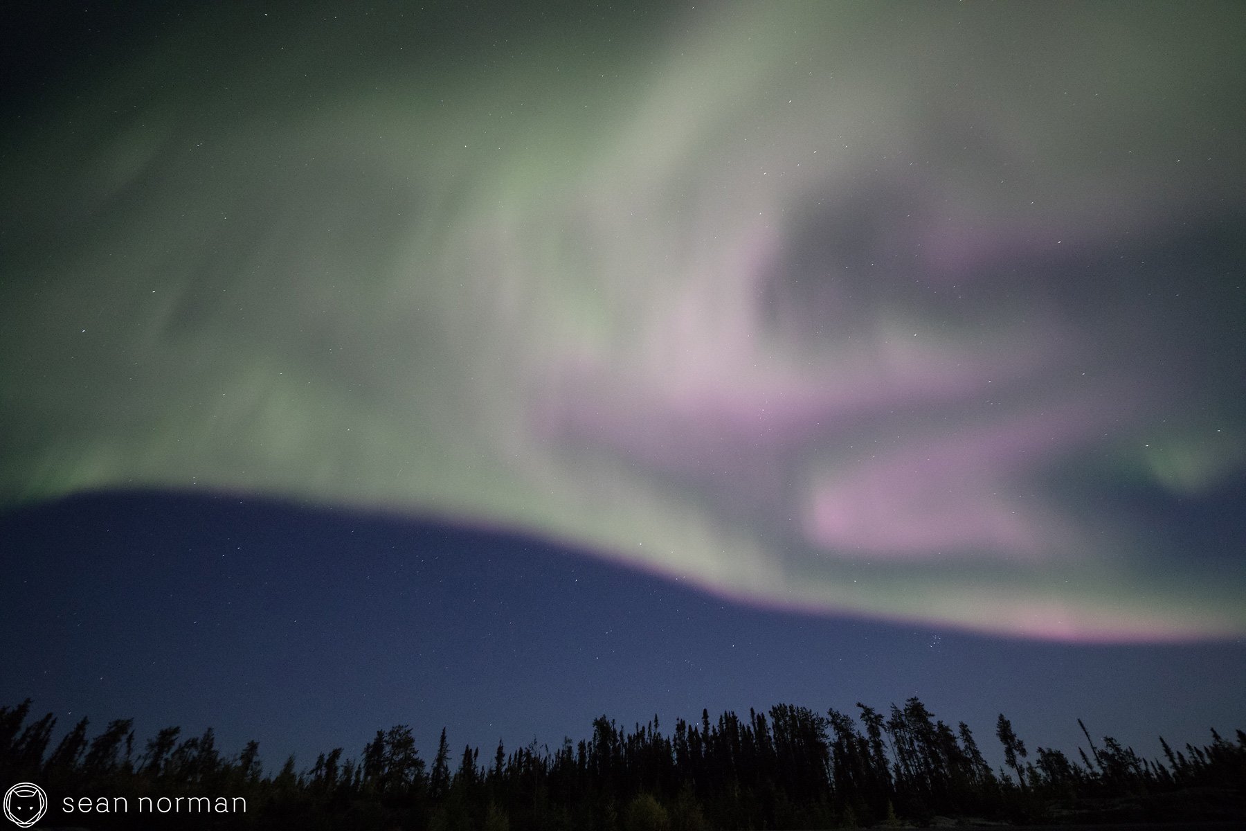 Yellowknife Summer Aurora - Aurora Guide - 3.jpg