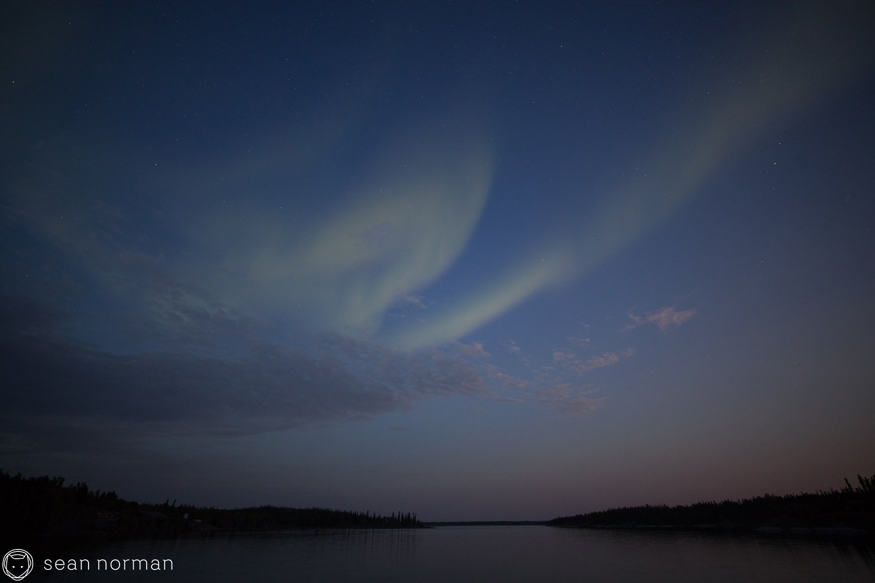 Yellowknife Aurora Tour in August - Sean Norman Aurora Chaser - 2.jpg