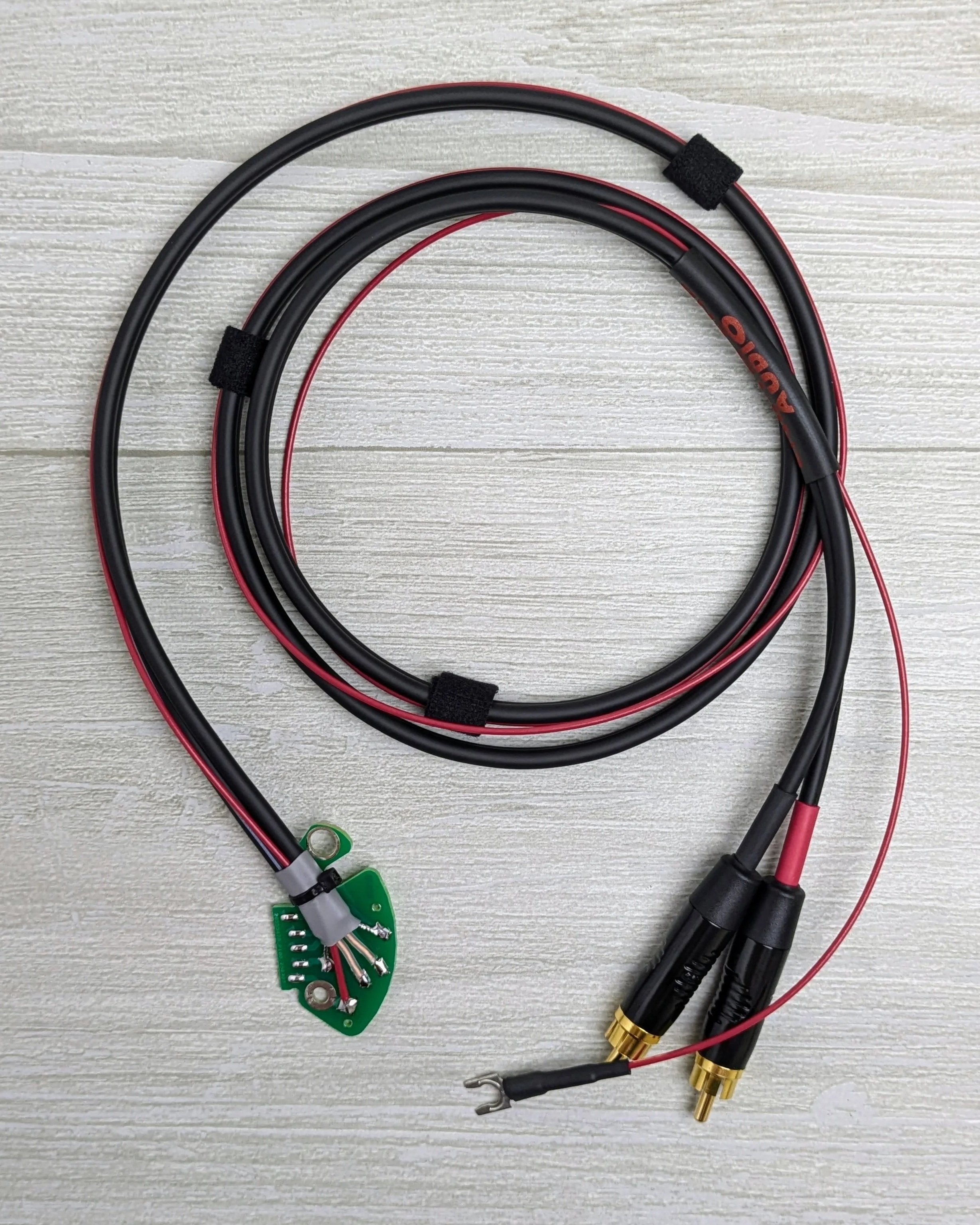 Technics 1200 w/ Ground Wire; Neutrik Rean RCA, Mogami Cable, Technics PCB, 18 AWG Spade Ground Wire