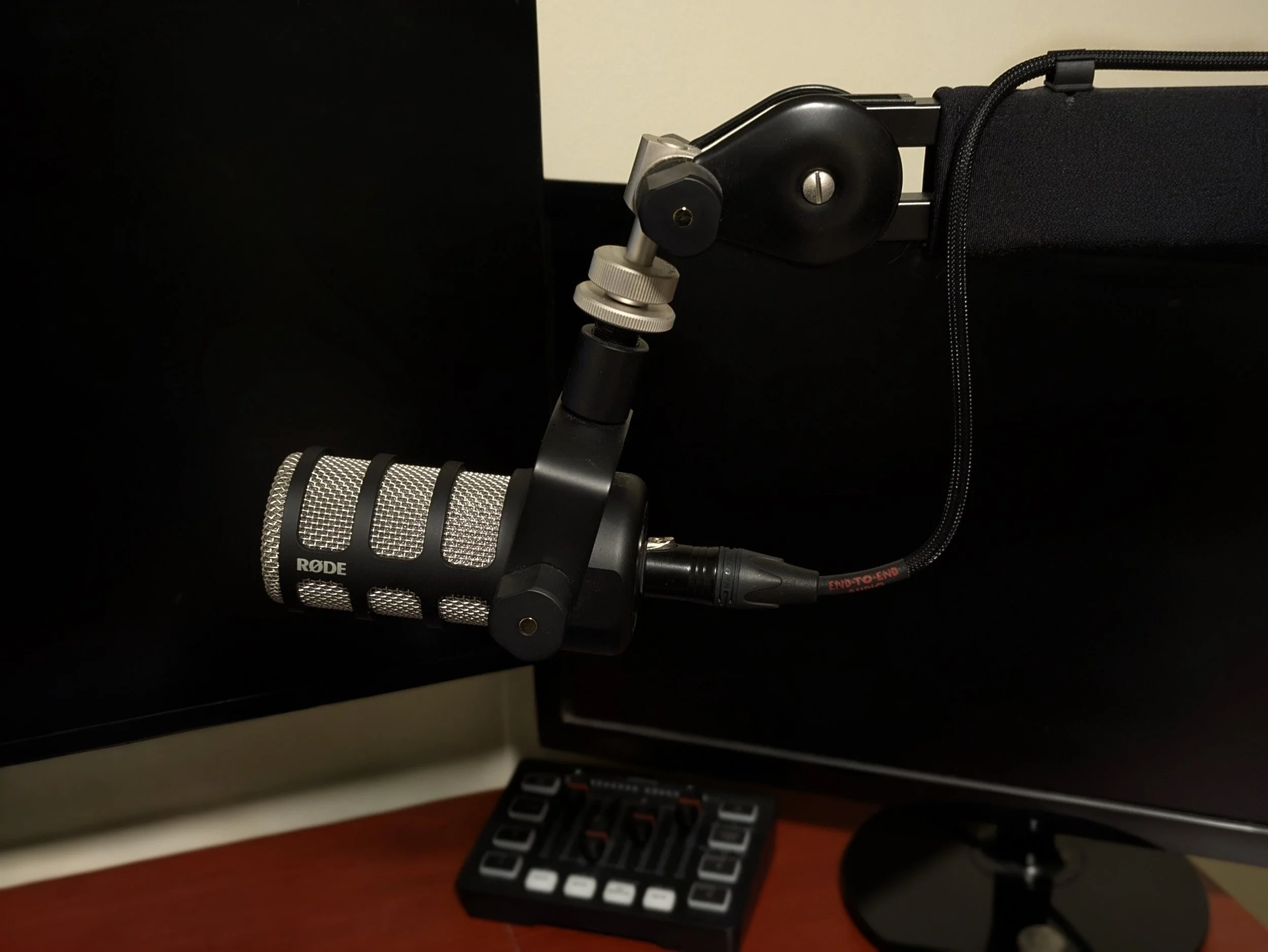 XLR PIU.jpg