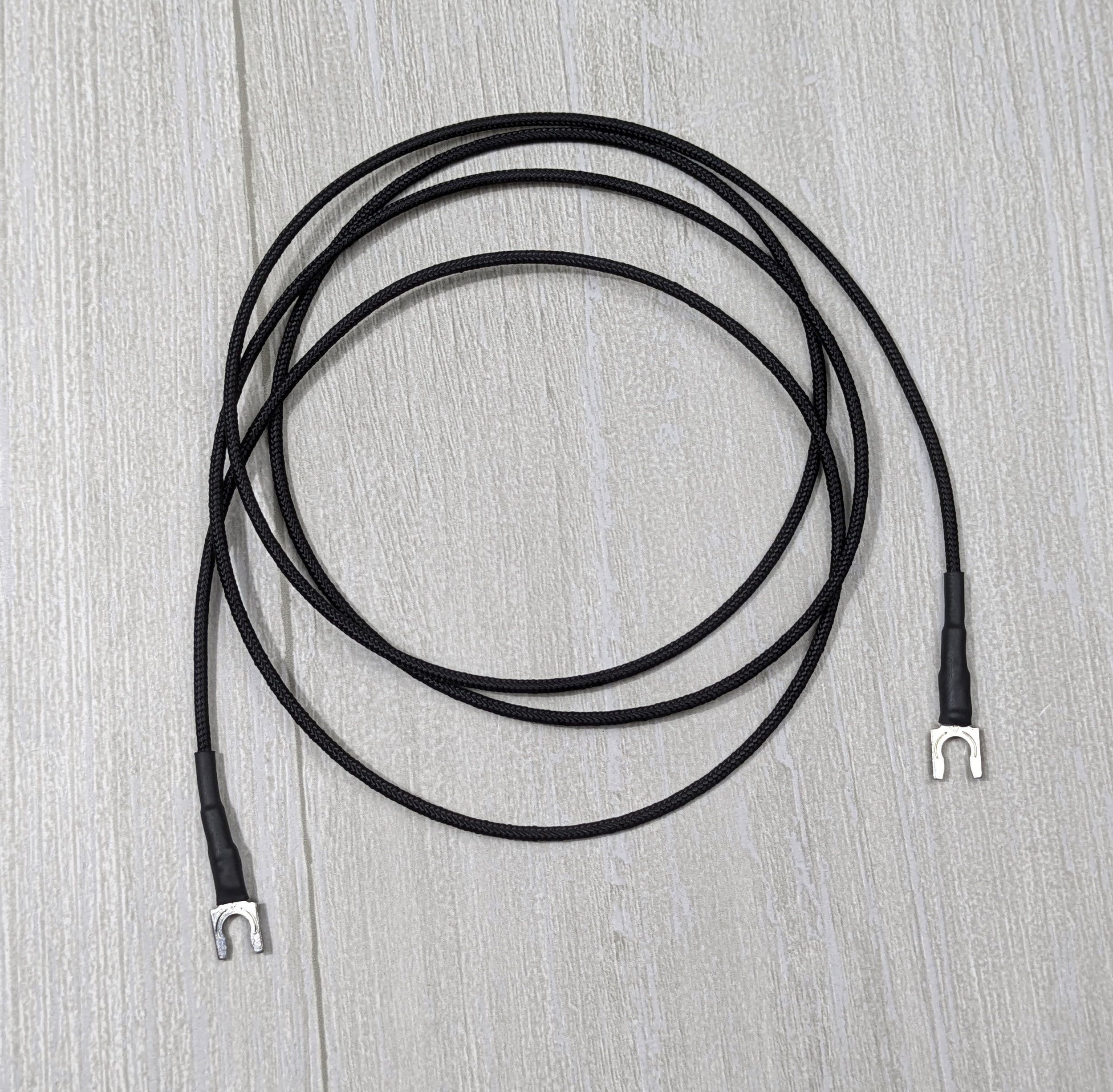Turntable Ground Wire; 18 AWG Stranded Wire with Spade, Paracord Wrap