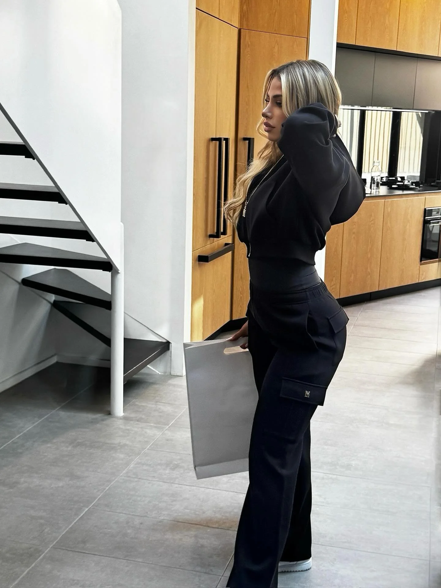 Off-duty redefined: this is comfort you&rsquo;ll want to be seen in.