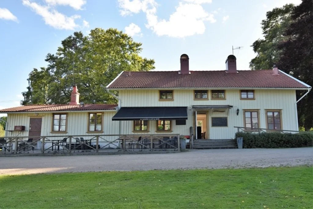 Almenäs Café &amp; kök till salu (RE-3054)