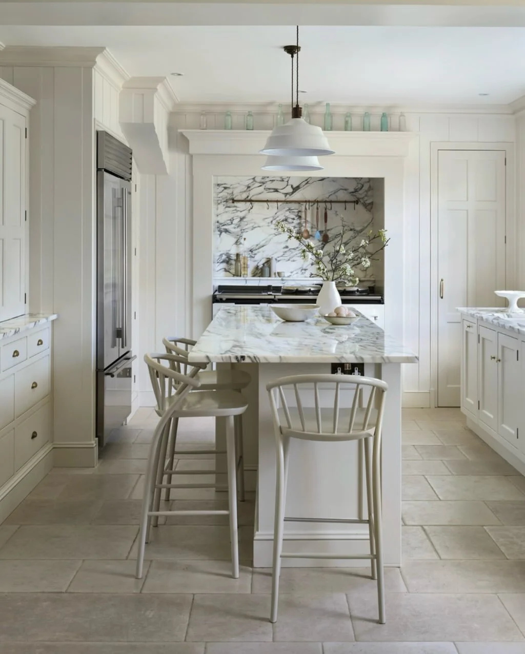A look back to a lovely kitchen project with the team at Eadie and Crole featuring a light-filled kitchen by @martinmooredesign and with a family very much in mind. The photos featured in the &lsquo;Kitchens and Bathrooms&rsquo; section of @houseandg
