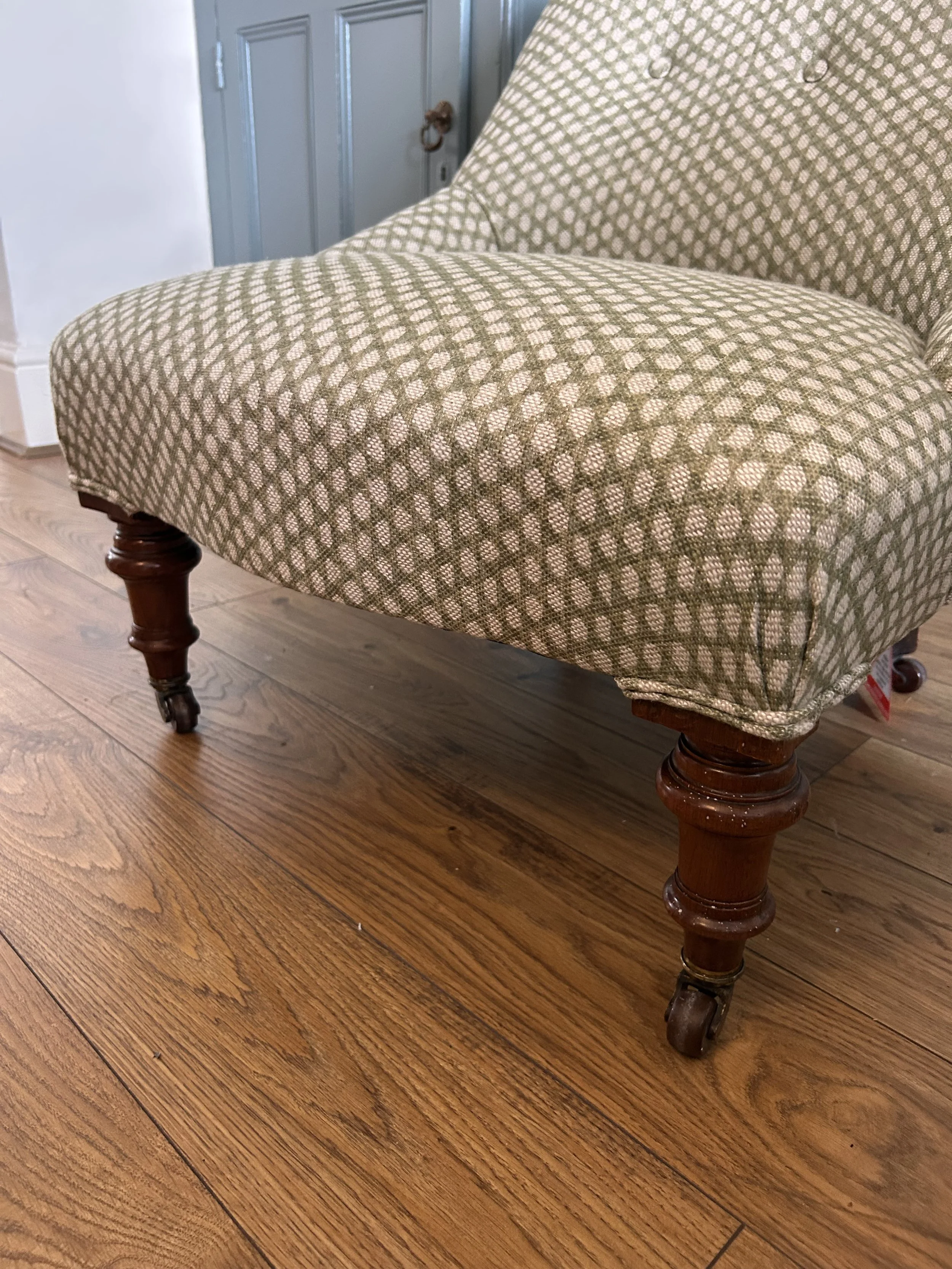 Fermoie Chair 7.jpeg