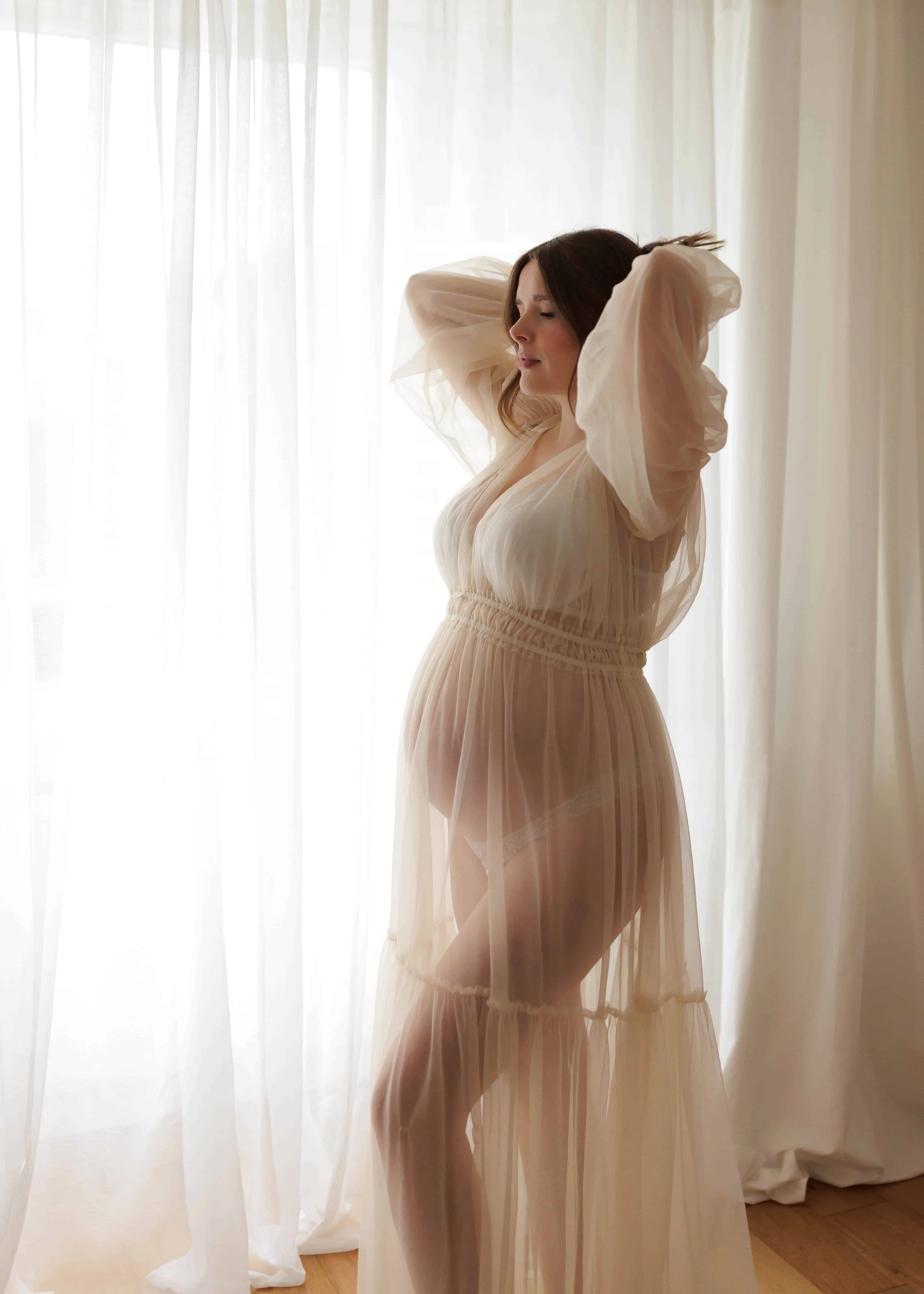 maternity-photoshoot-london-tulle-dress-2.jpg