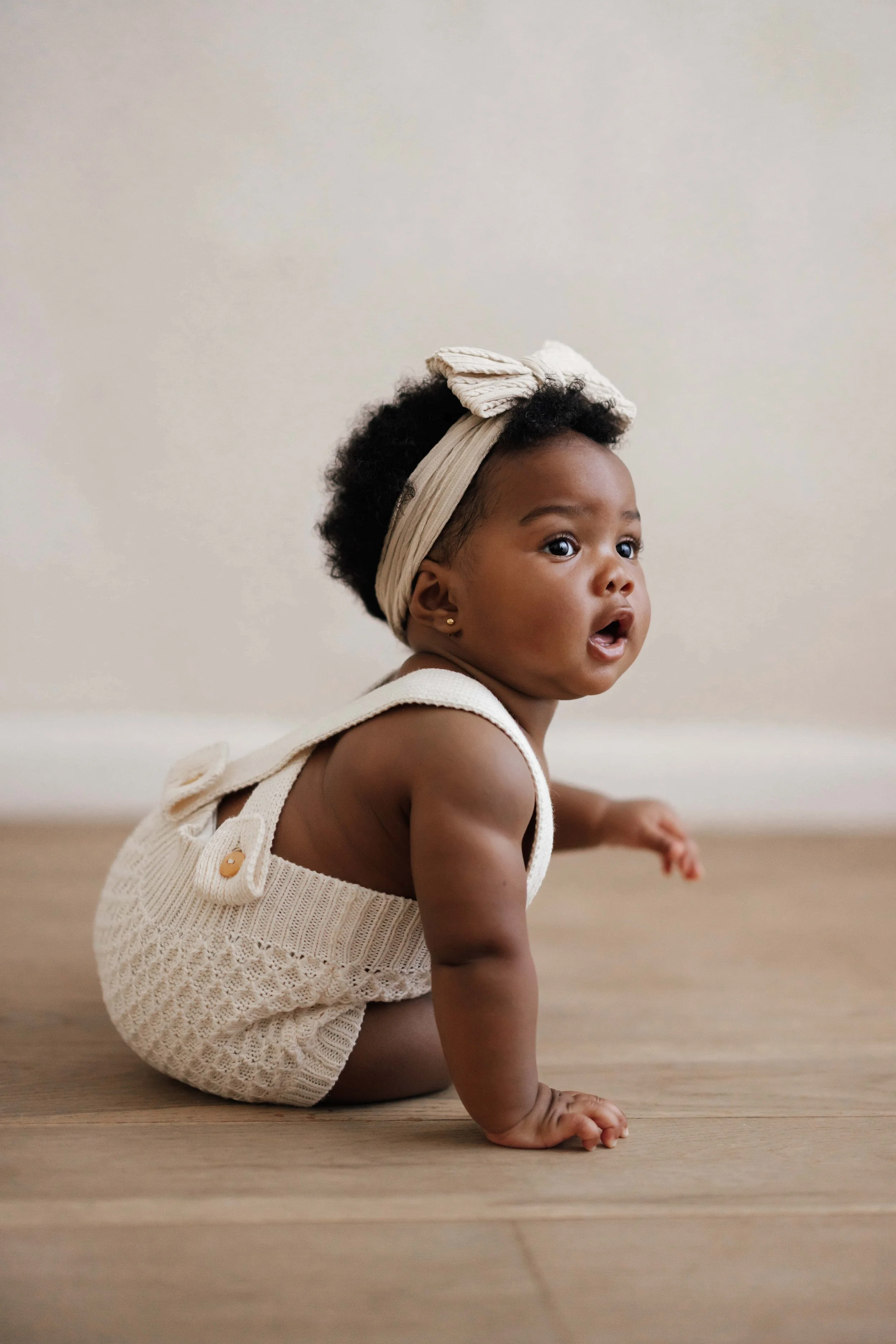 baby-milestone-photographer-surrey-ziah-1.jpg
