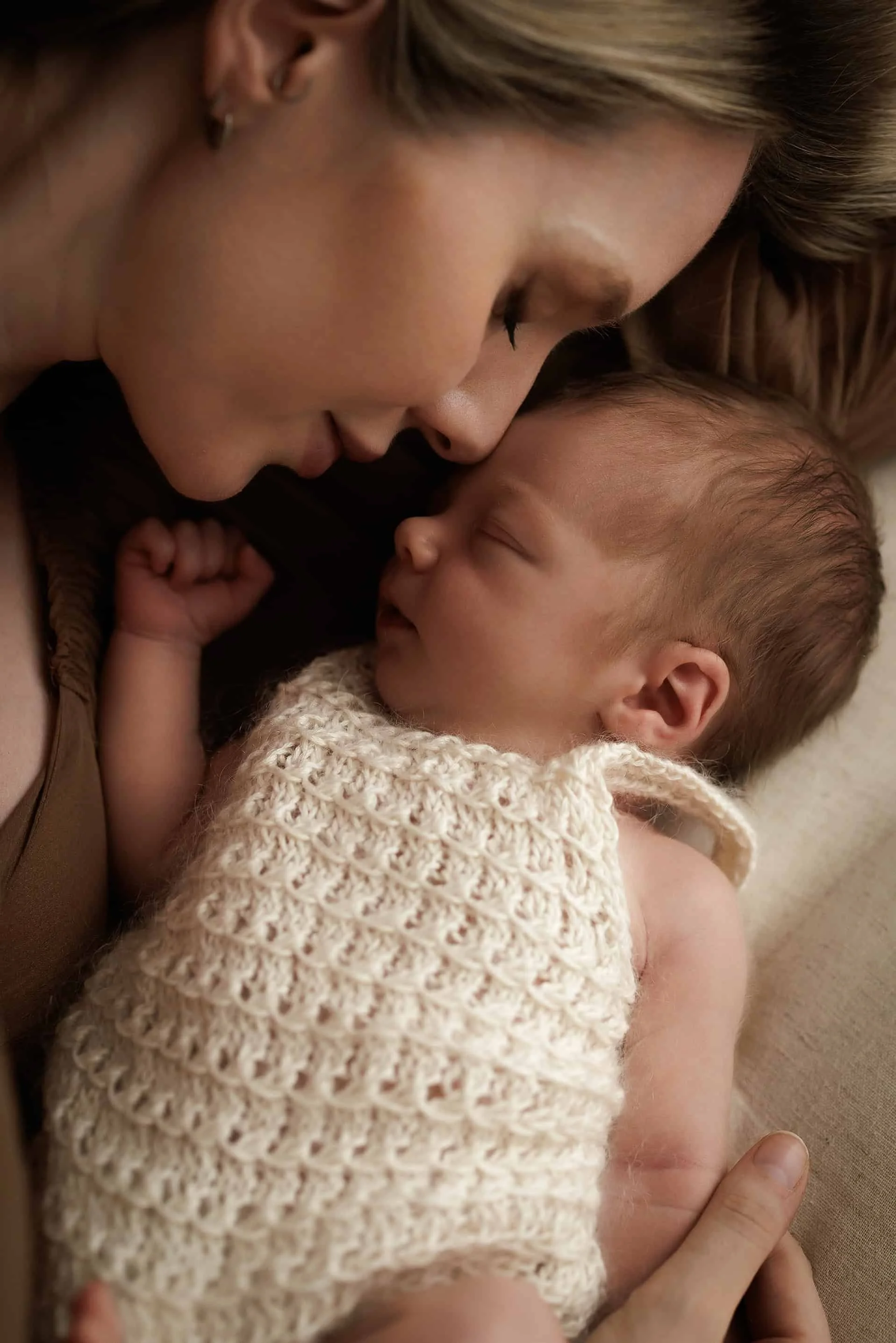 maternity and newborn package Surrey Claire Dubost Photography