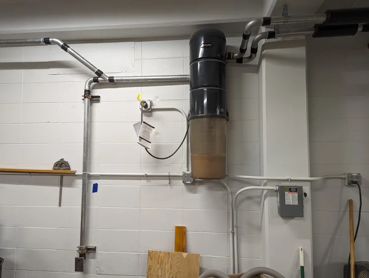 Central vacuum installation