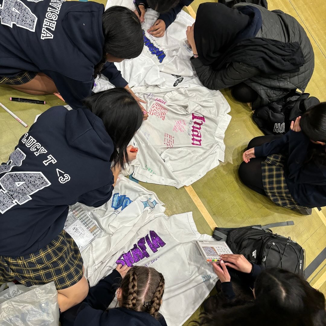 Last Friday was a heartwarming evening as our Year 11s had their shirt signing event 🖊️👕. 

As exams approach, it was the perfect moment for a trip down memory lane. Led by their wonderful Head of Year, Miss Munt, the evening kicked off with a nost