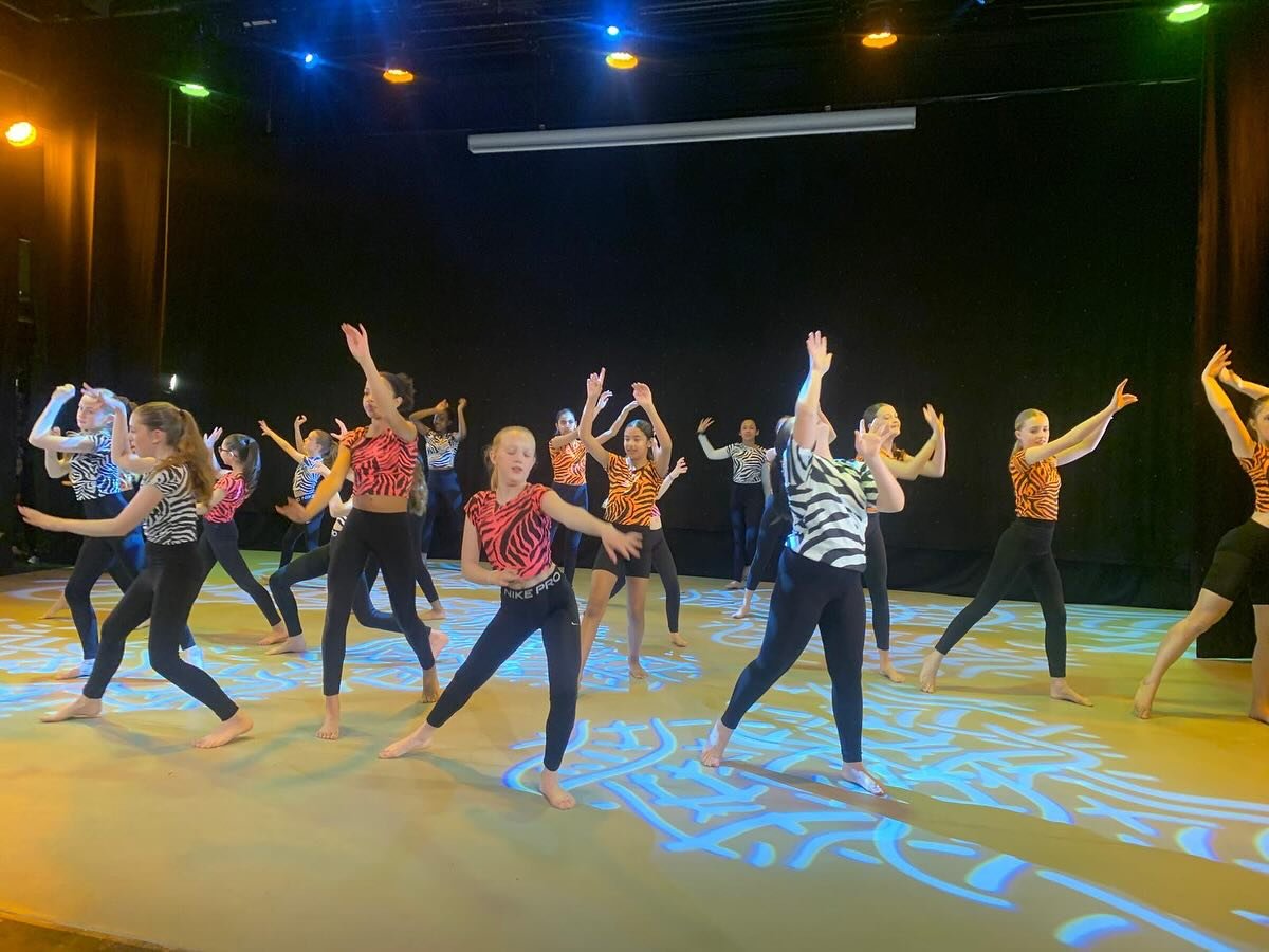 🌟 Congratulations to everyone who took part in our dance showcase last week! 🎭💃 

What a fantastic and memorable night it was. Each performance was beautifully executed, capturing the heart and soul of our talented dancers. 🌌✨

Thank you to all t