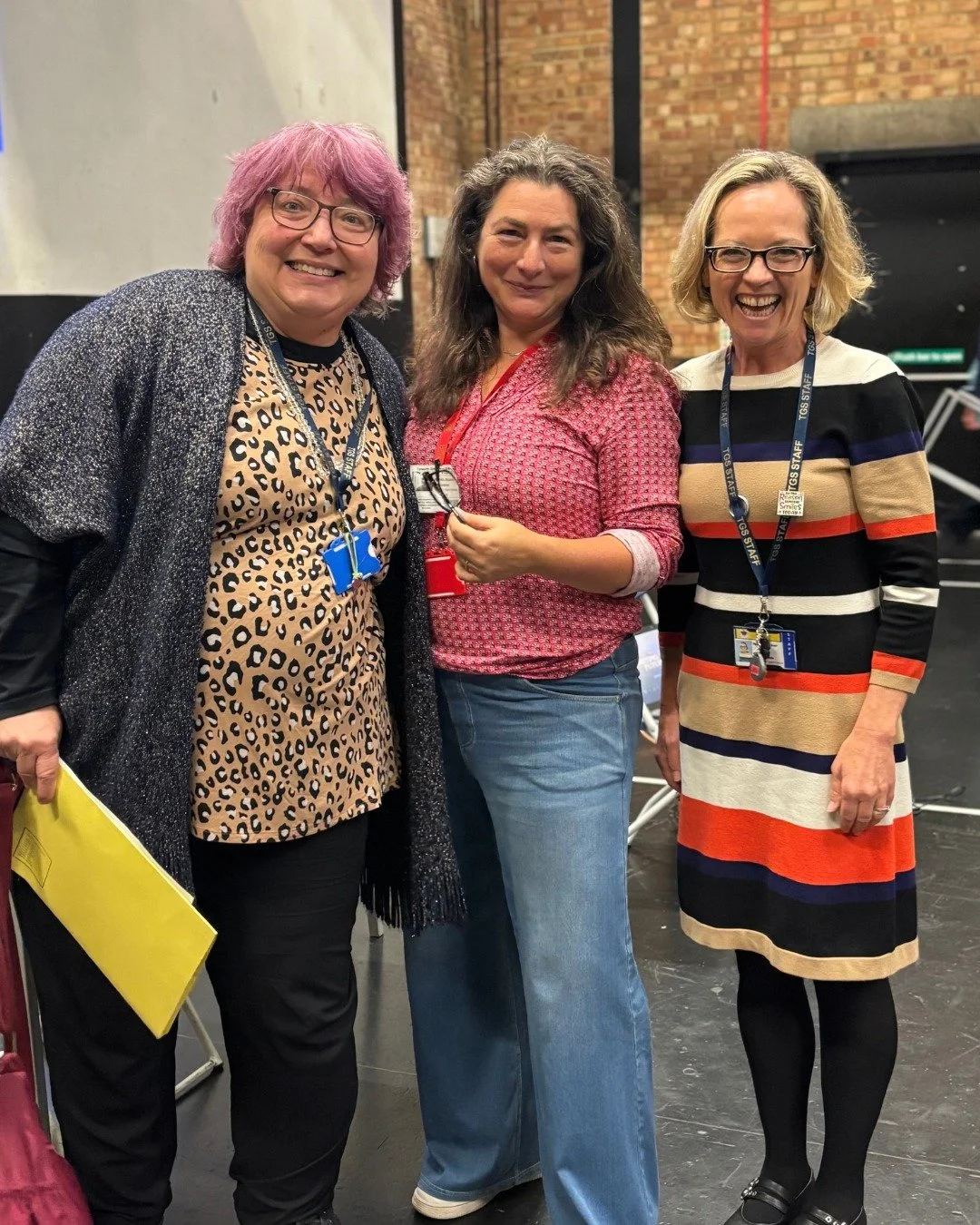 We were incredibly lucky to welcome the amazing author Rachel Delahaye to TGS last week for an inspiring talk with our Year 8 students.

Rachel spoke about her love for The Day of the Whale, a story set in her native Australia, and explored how dysto