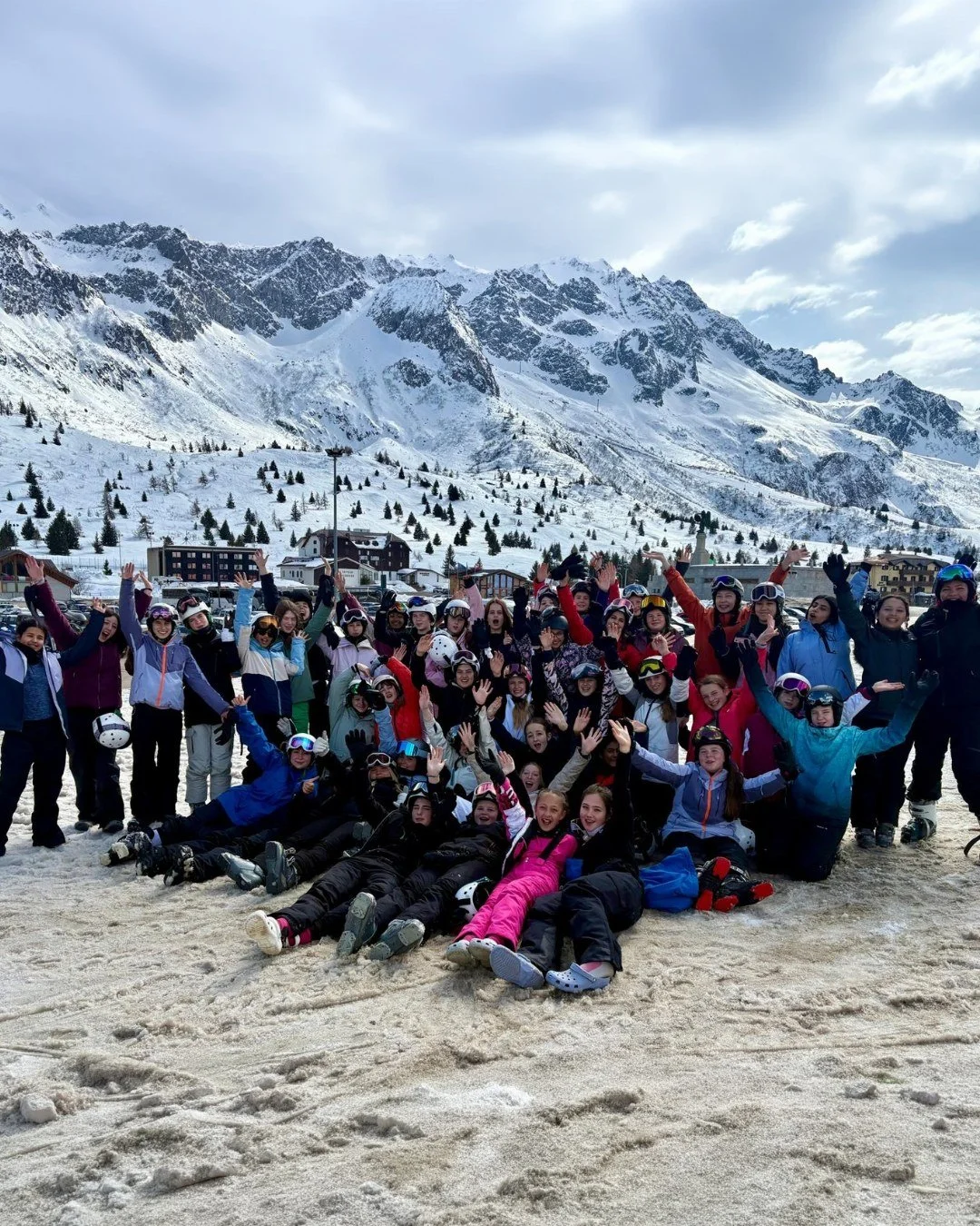 Over the Easter half term, our students and staff headed to Italy for an unforgettable ski adventure - and what an incredible week it was! From early mornings on the slopes to apr&egrave;s-ski laughs and shared moments throughout the trip, the experi