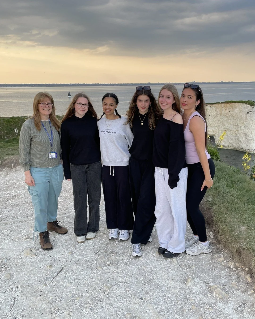 🌊📊 A-Level Geography Fieldwork in Dorset

Sun, sea, and serious data collection! Our A-Level Geography students enjoyed a fantastic fieldwork trip to Dorset, using fieldwork equipment and observation techniques to support their coursework investiga