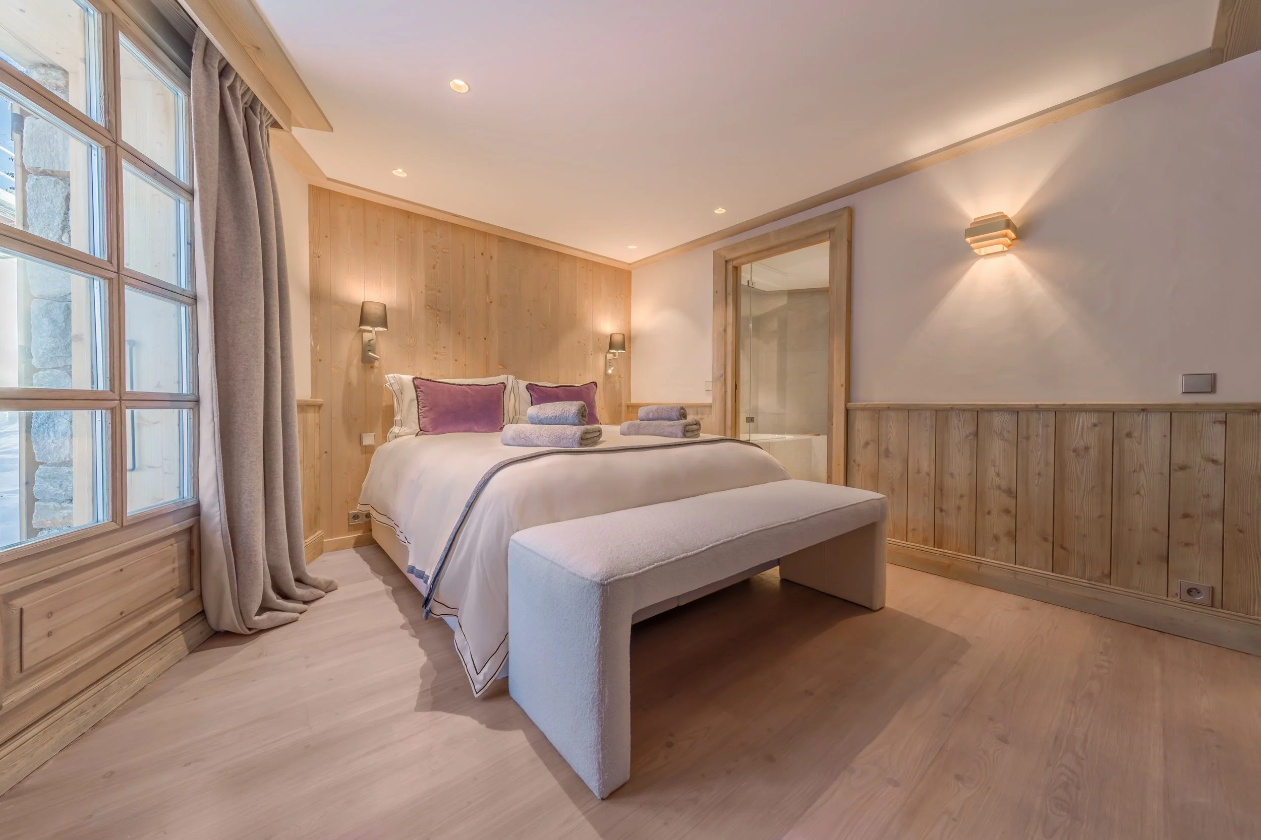 Chalet Alpine Courchevel-4.jpg