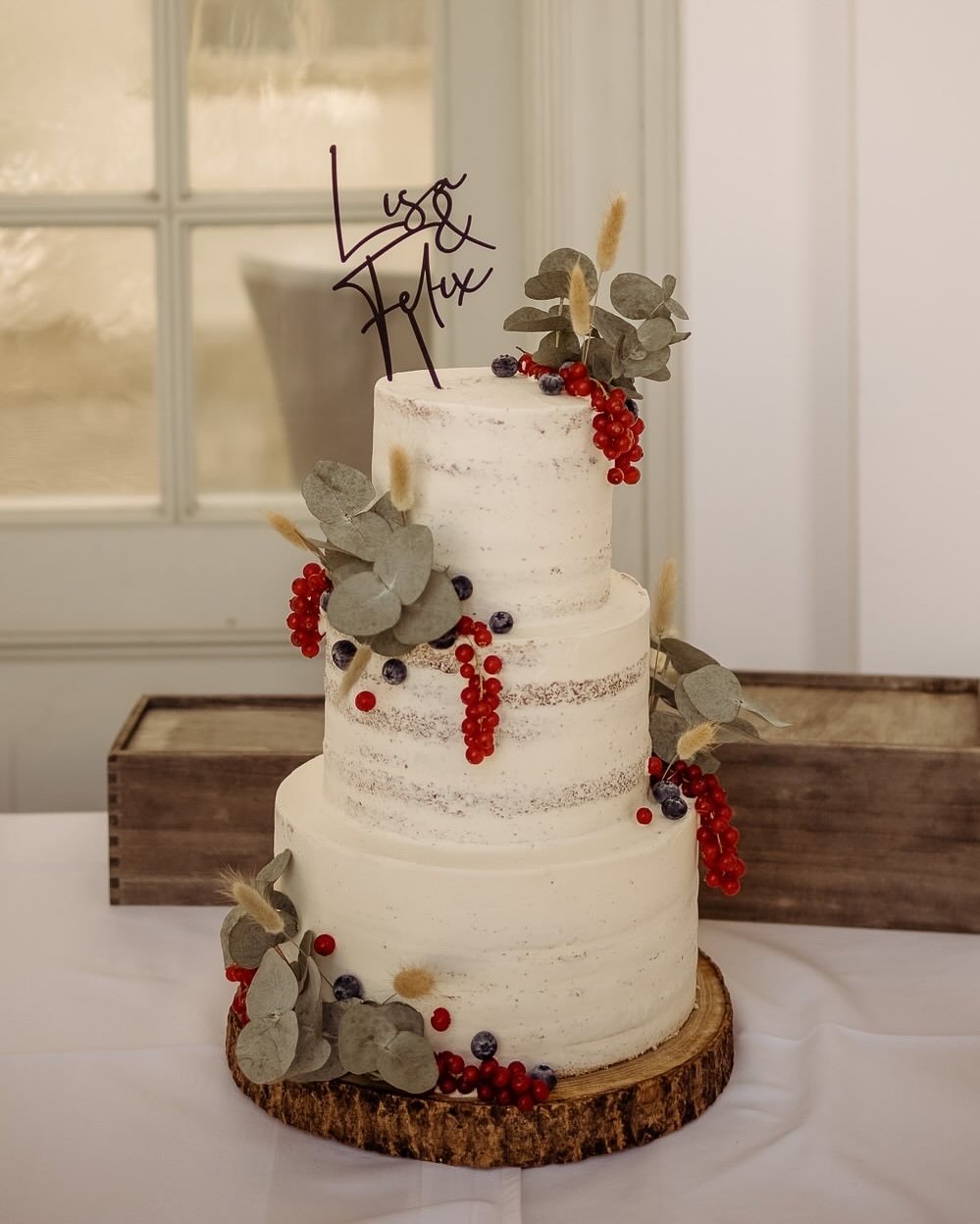 kuchen 🎂🍰🥮🧁🖤​​​​​​​​​​​​​​​​​​​​​​​​​​​​​​​​​​​​​​​​​​​​​​​​​⠀⠀⠀⠀⠀⠀⠀⠀⠀​​​​​​​​​​​​​​​​​​​​​​​​​​​​​​​​​​​​​​​​
⠀⠀⠀⠀⠀⠀⠀⠀⠀
#hochzeit #sommerhochzeit #sommer #eremitagebayreuth #eremitage #bayreuth #kirchlichetrauung #kirche #braut #br&auml;utigam 