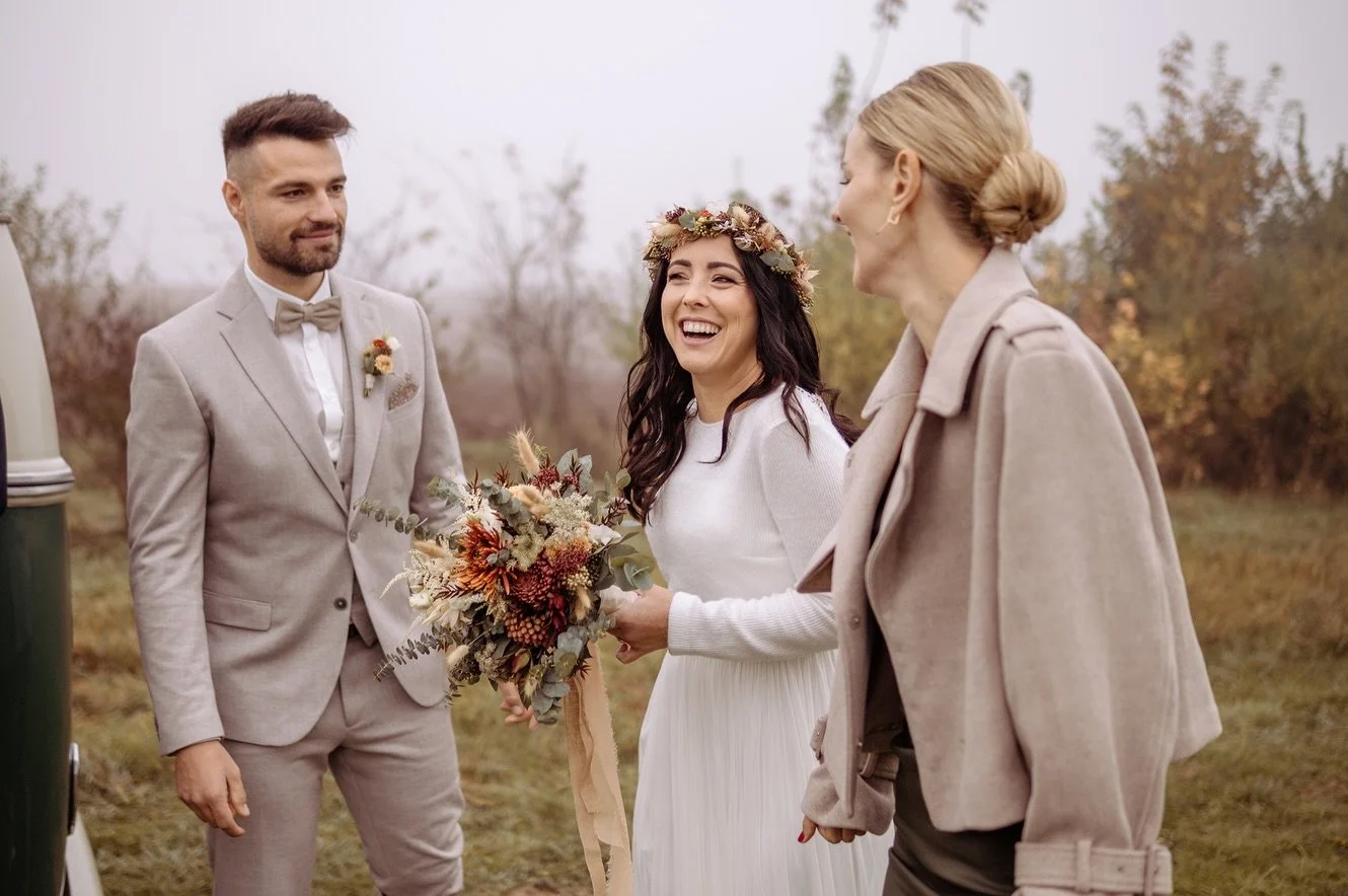 weil trauzeugen einfach die besten sind 🖤

#hochzeit #herbsthochzeit #herbst #coburg #b&uuml;rgla&szlig;schl&ouml;sschencoburg #b&uuml;rgla&szlig;schl&ouml;sschen #braut #br&auml;utigam #liebe #verliebt #f&uuml;rimmer #heiraten #hochzeitsfotografie 