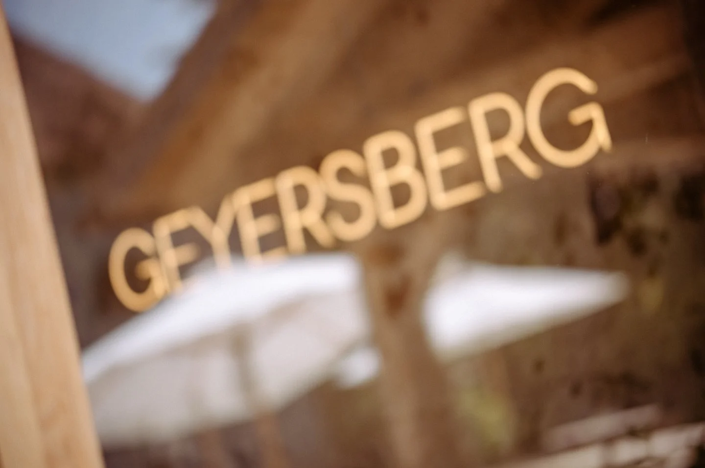 freie trauung auf @schlossgeyersberg 

#hochzeitsfotografenoberfranken #schlossgeyersberg #zweikfotografen #fotografenpaar #hochzeitsfotografencoburg