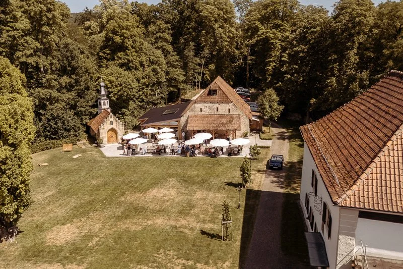 hochzeit-schloss-geyersberg-freie-trauung-042.jpg